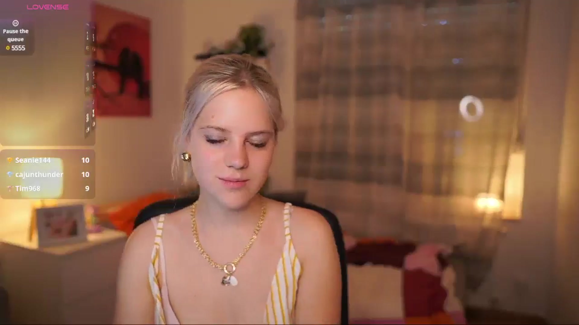 Gallery image thumbnail from Merrilyn__'s myfreecams stream on, 06/02/2025, 14:27 image 4 of 20