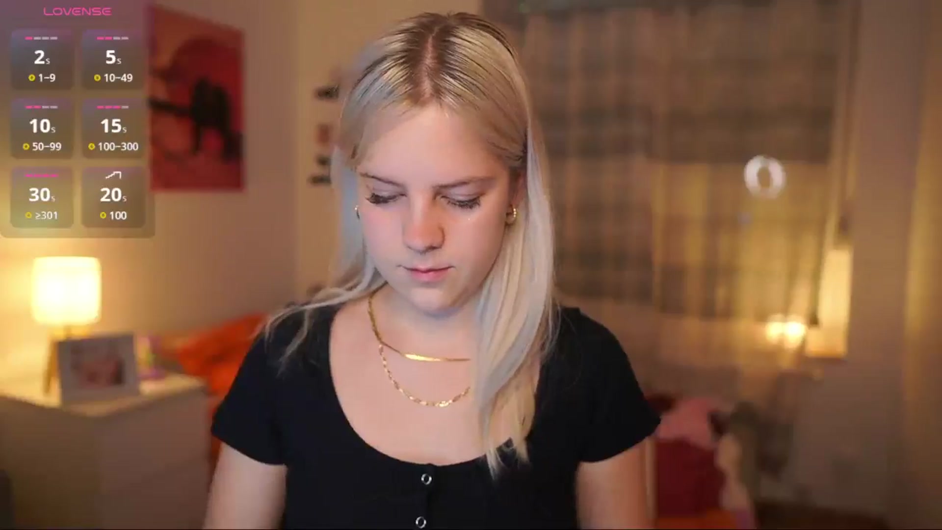 Gallery image thumbnail from Merrilyn__'s myfreecams stream on, 06/04/2025, 14:09 image 9 of 20