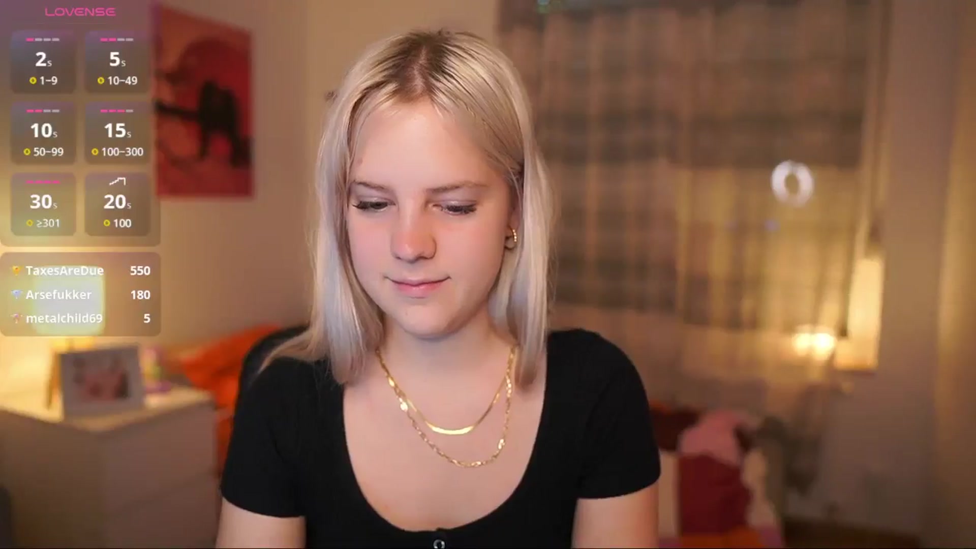 Gallery image thumbnail from Merrilyn__'s myfreecams stream on, 06/04/2025, 15:06 image 14 of 20