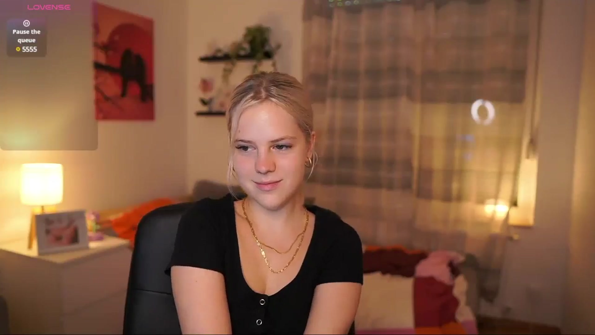 Gallery image thumbnail from Merrilyn__'s myfreecams stream on, 06/04/2025, 16:23 image 11 of 20