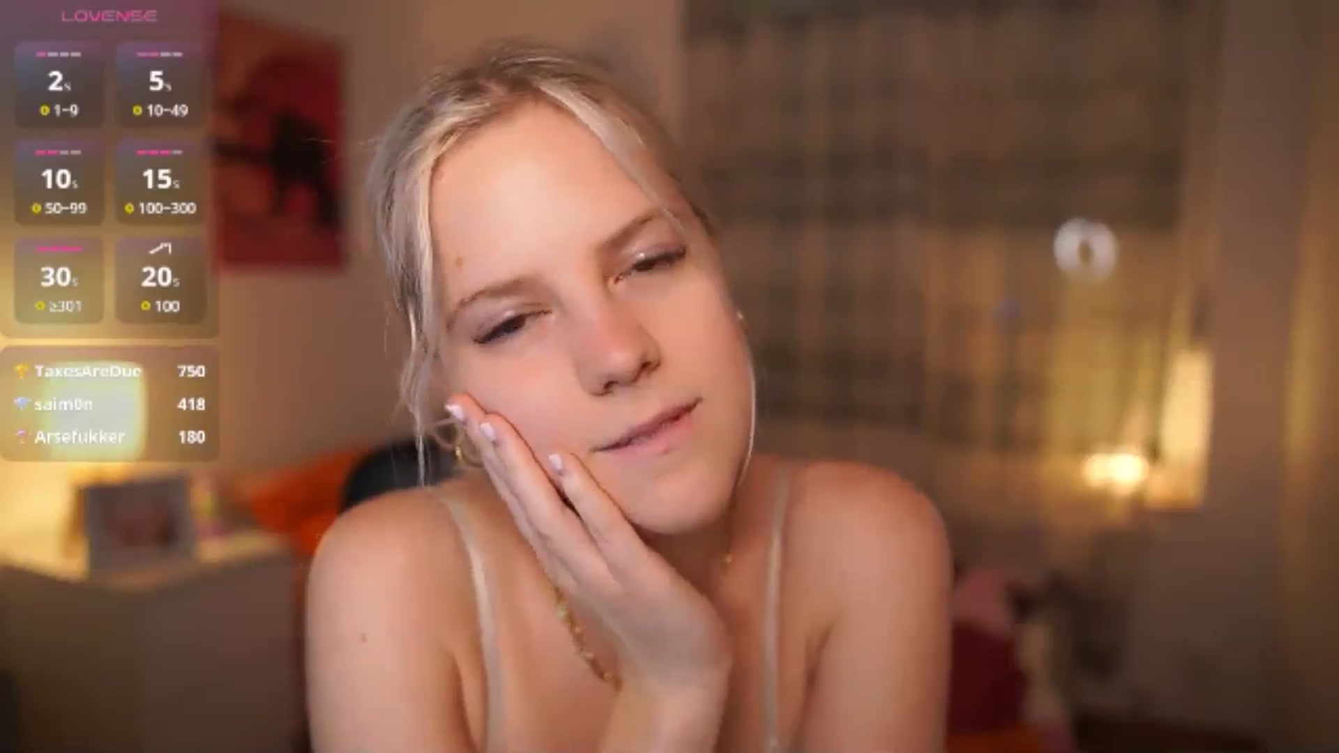 Gallery image thumbnail from Merrilyn__'s myfreecams stream on, 06/04/2025, 17:00 image 16 of 20