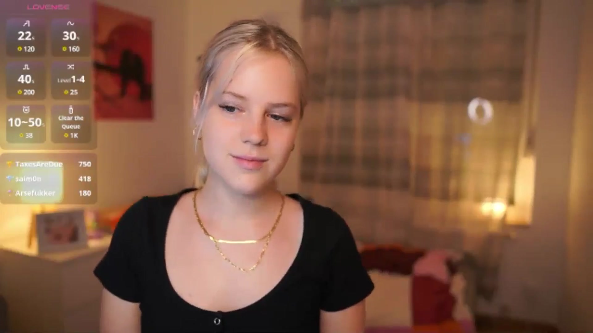 Gallery image thumbnail from Merrilyn__'s myfreecams stream on, 06/04/2025, 17:00 image 10 of 20