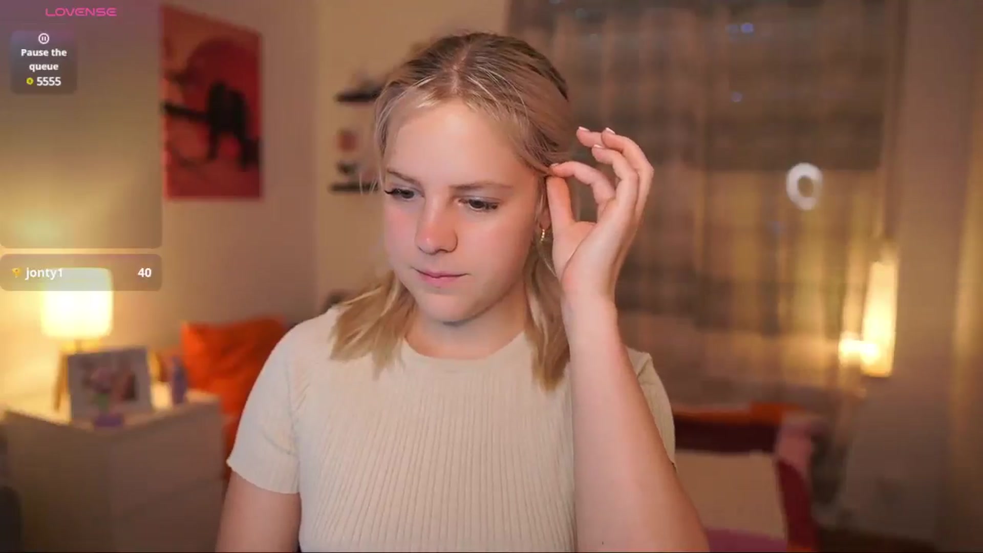 Gallery image thumbnail from Merrilyn__'s myfreecams stream on, 06/05/2025, 13:47 image 9 of 20