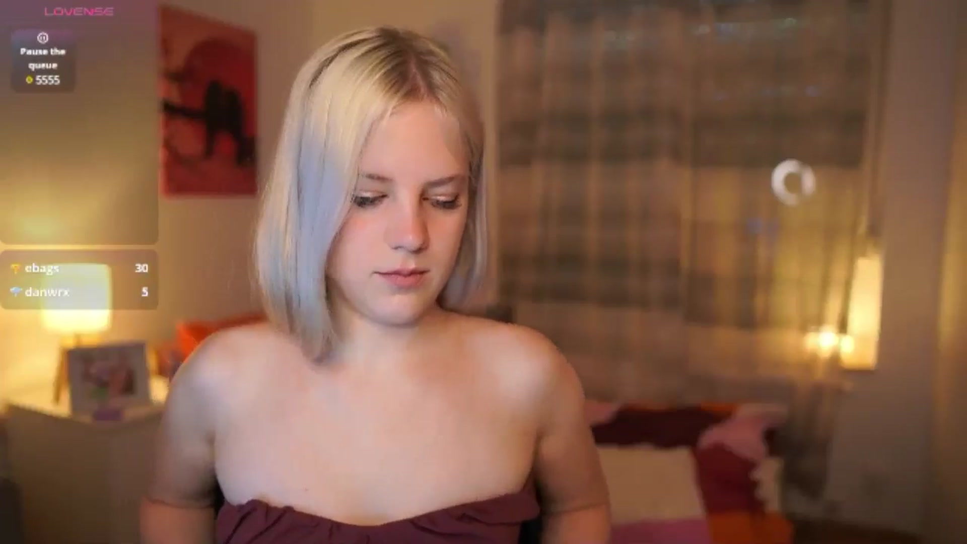 Gallery image thumbnail from Merrilyn__'s myfreecams stream on, 06/06/2025, 09:23 image 18 of 20