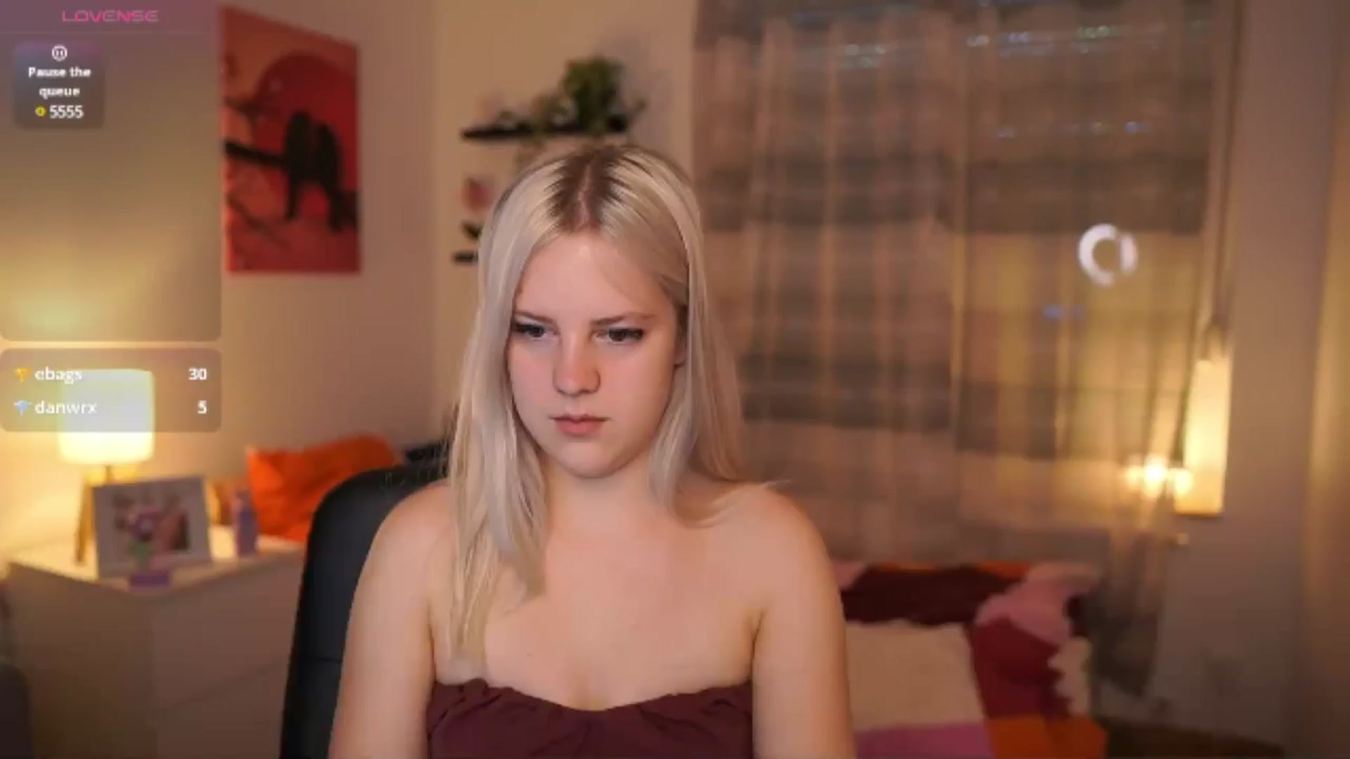 Gallery image thumbnail from Merrilyn__'s myfreecams stream on, 06/06/2025, 09:23 image 17 of 20