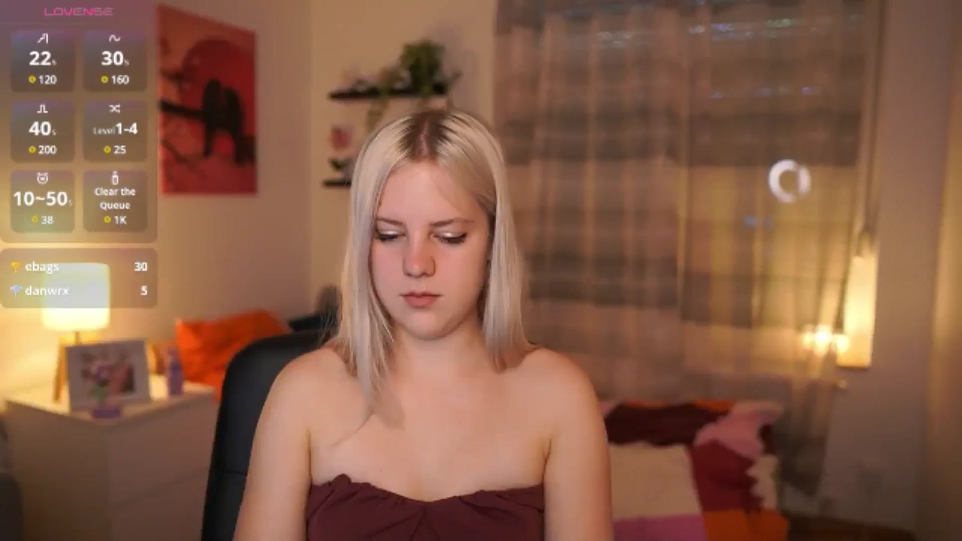 Gallery image thumbnail from Merrilyn__'s myfreecams stream on, 06/06/2025, 09:23 image 19 of 20
