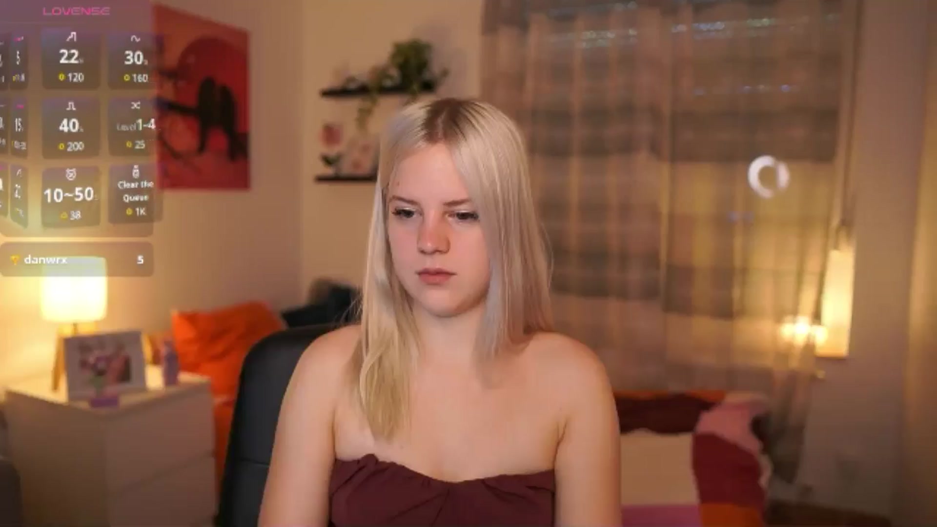 Gallery image thumbnail from Merrilyn__'s myfreecams stream on, 06/06/2025, 09:23 image 8 of 20