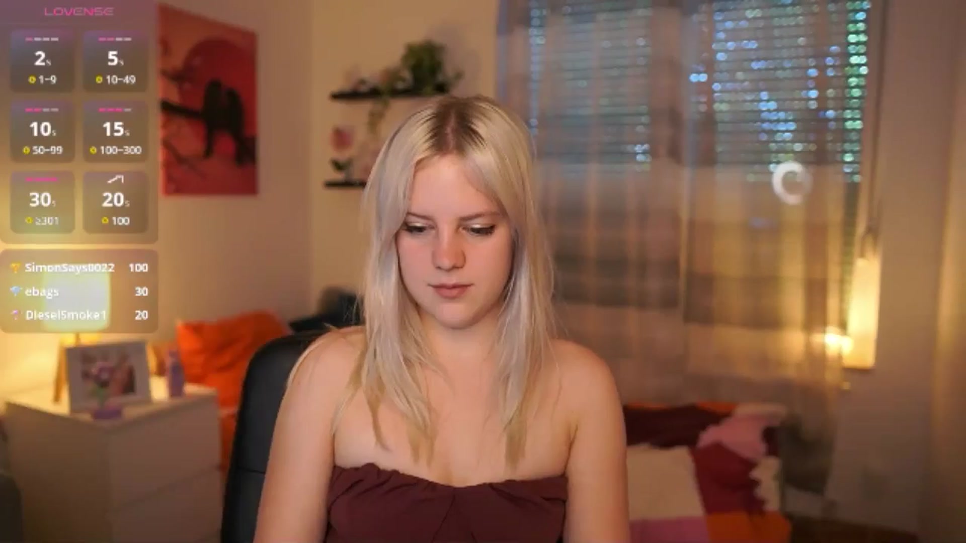 Gallery image thumbnail from Merrilyn__'s myfreecams stream on, 06/06/2025, 11:39 image 6 of 20