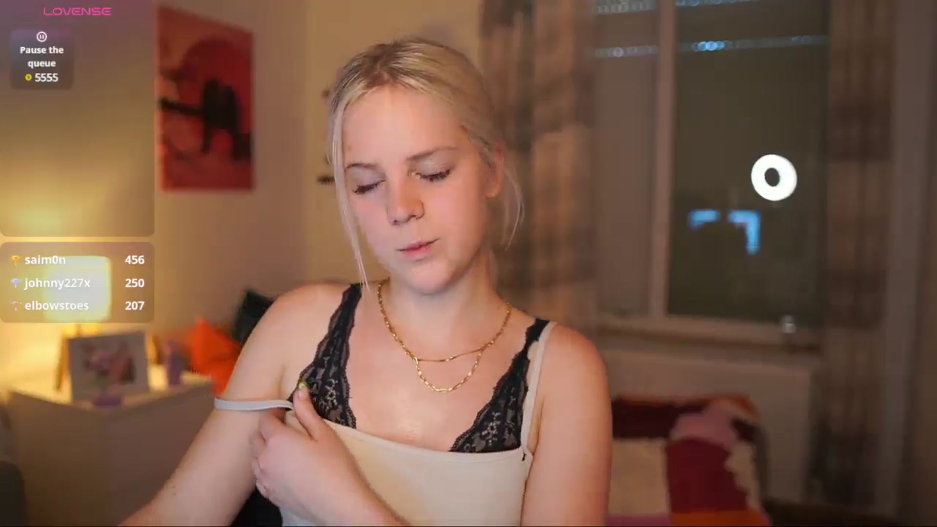 Gallery image thumbnail from Merrilyn__'s myfreecams stream on, 06/09/2025, 15:28 image 13 of 20