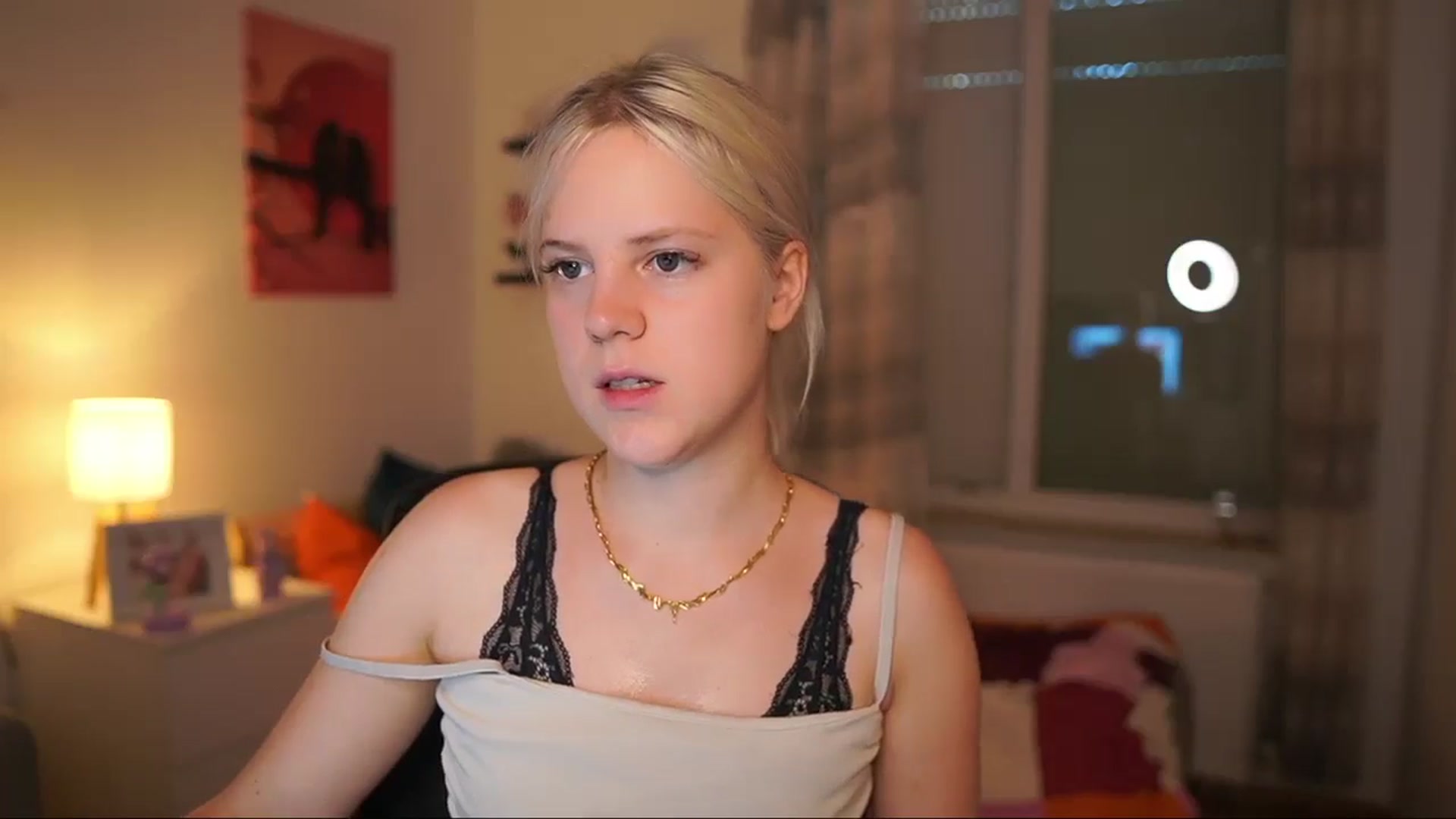 Gallery image thumbnail from Merrilyn__'s myfreecams stream on, 06/09/2025, 15:48 image 5 of 20
