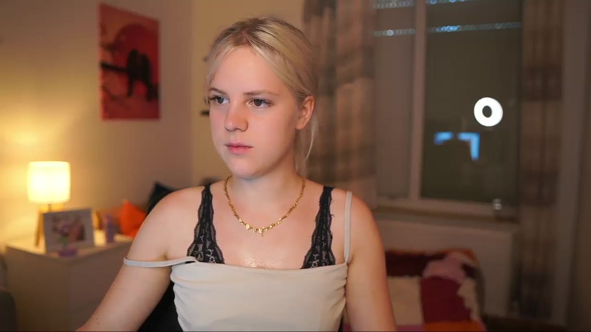 Gallery image thumbnail from Merrilyn__'s myfreecams stream on, 06/09/2025, 15:48 image 7 of 20