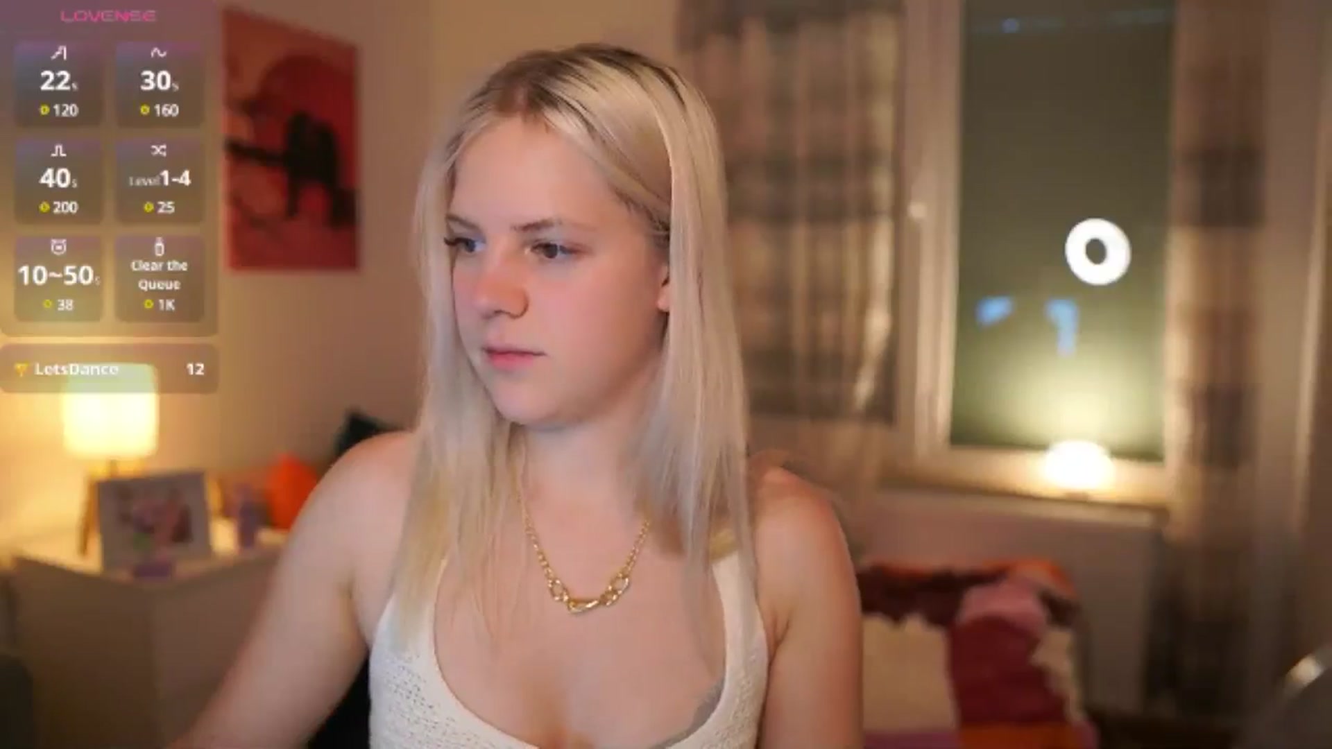 Gallery image thumbnail from Merrilyn__'s myfreecams stream on, 06/10/2025, 13:37 image 6 of 20