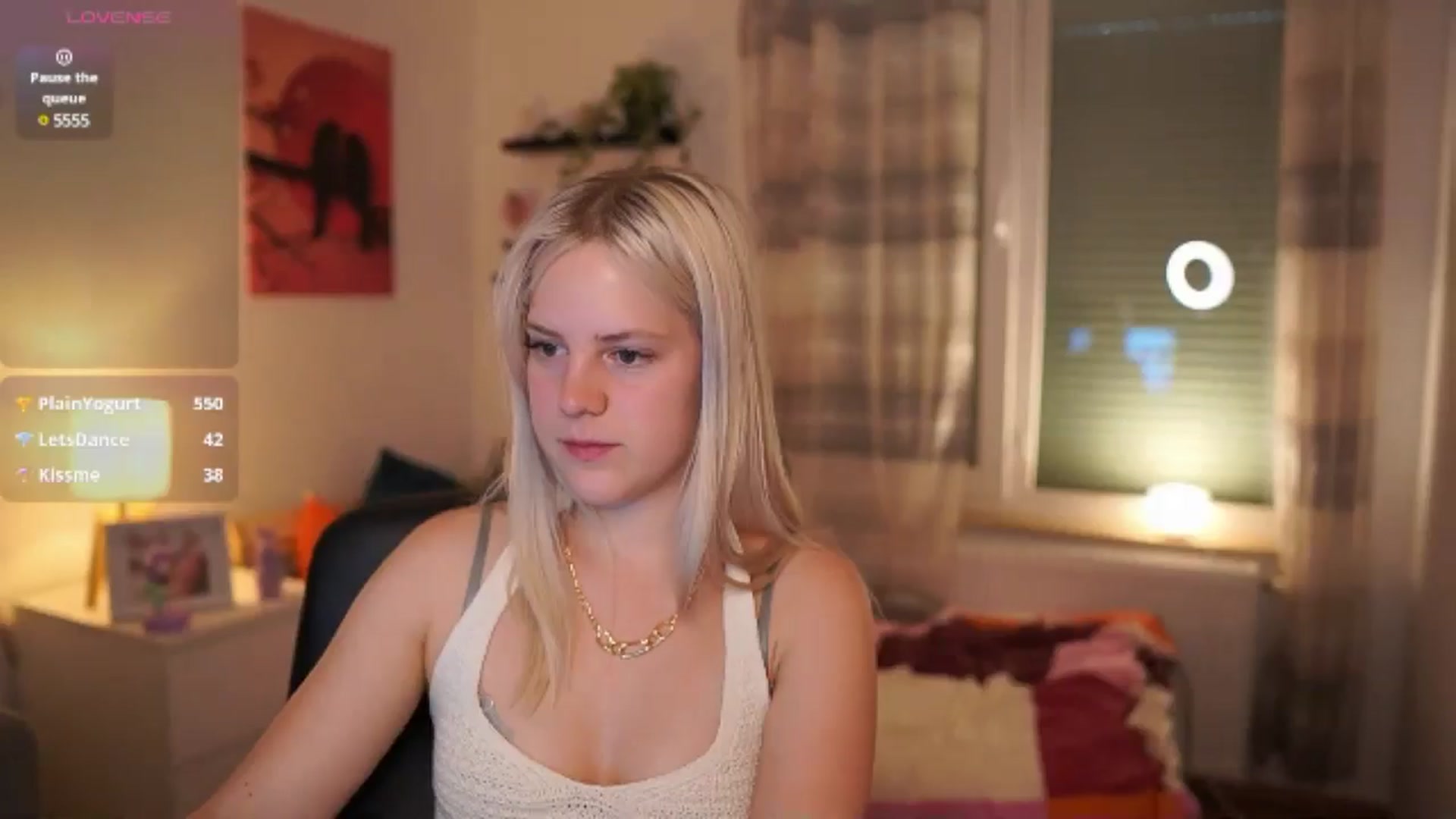 Gallery image thumbnail from Merrilyn__'s myfreecams stream on, 06/10/2025, 15:07 image 10 of 20