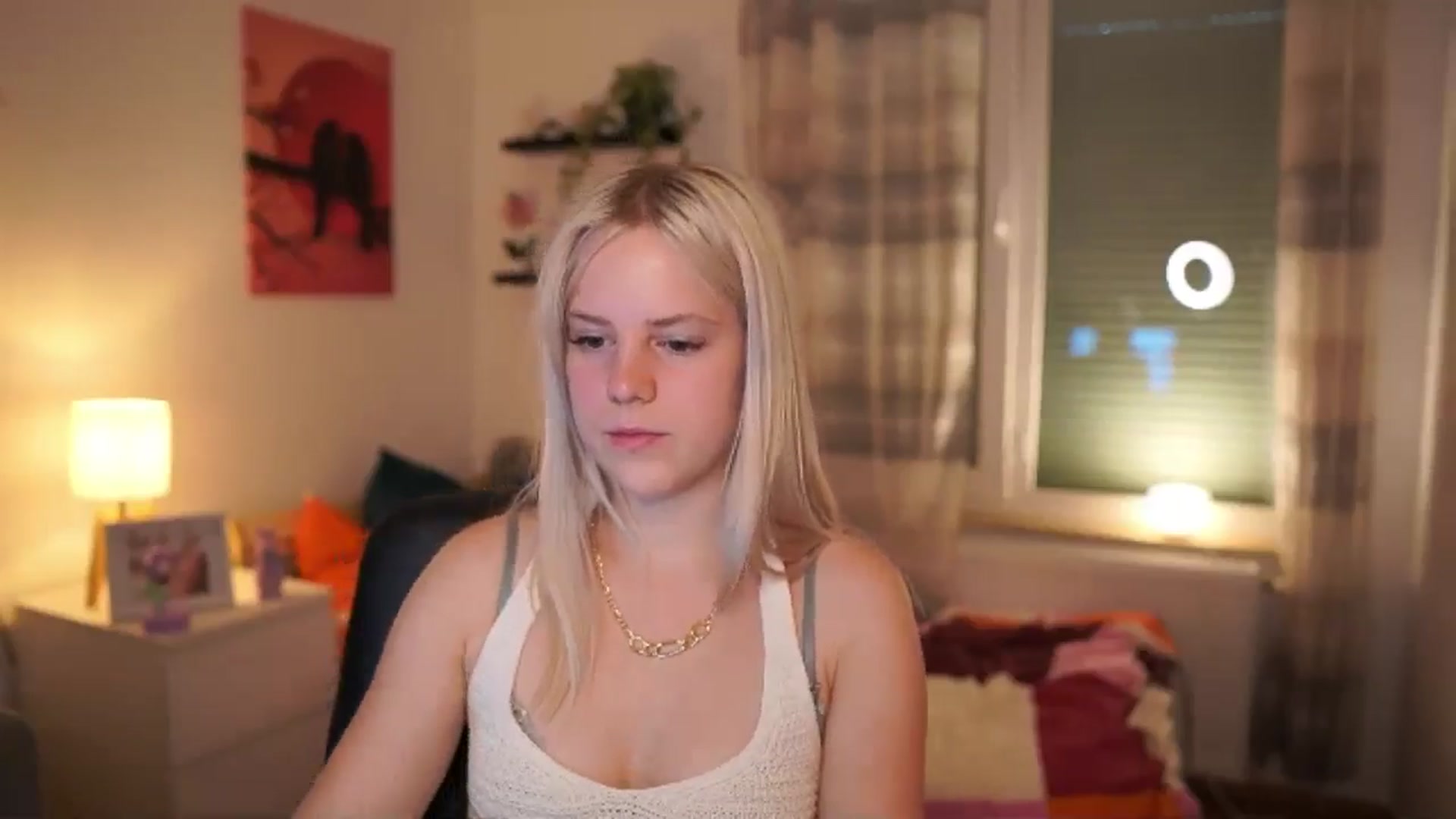 Gallery image thumbnail from Merrilyn__'s myfreecams stream on, 06/10/2025, 15:07 image 8 of 20