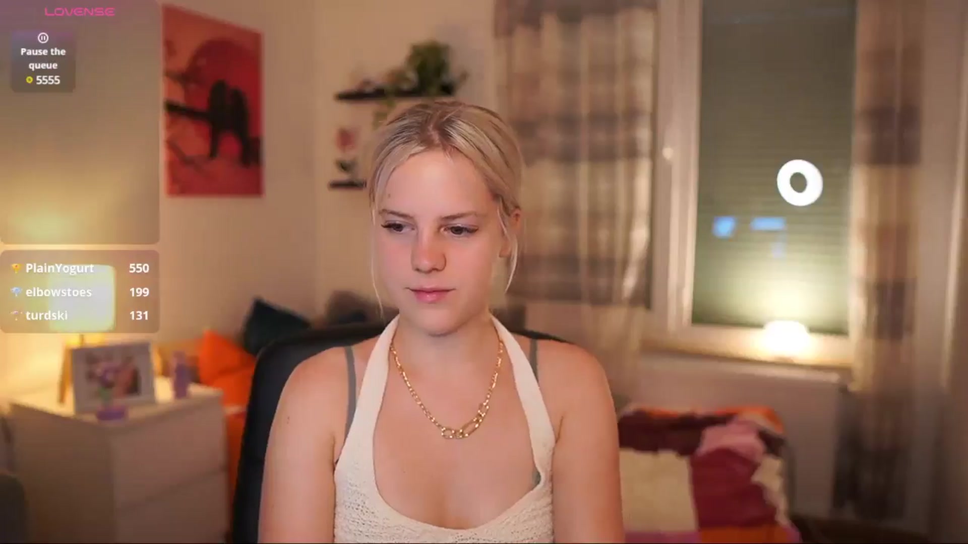 Gallery image thumbnail from Merrilyn__'s myfreecams stream on, 06/10/2025, 17:21 image 10 of 20