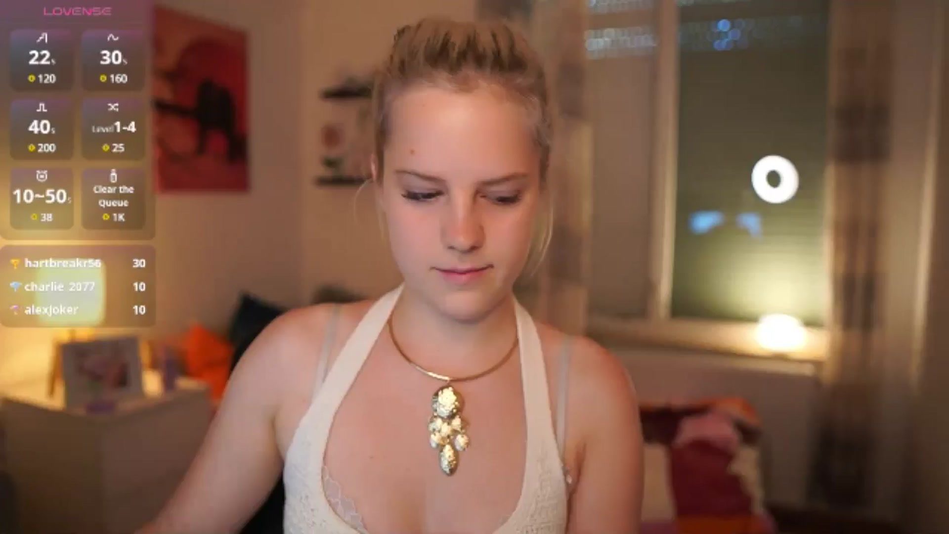 Gallery image thumbnail from Merrilyn__'s myfreecams stream on, 06/11/2025, 14:11 image 16 of 20