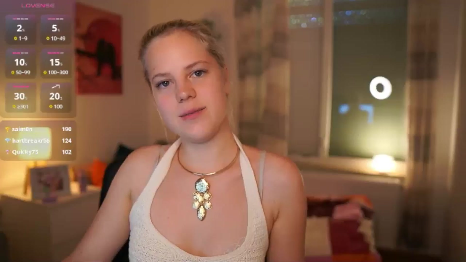 Gallery image thumbnail from Merrilyn__'s myfreecams stream on, 06/11/2025, 16:32 image 13 of 20