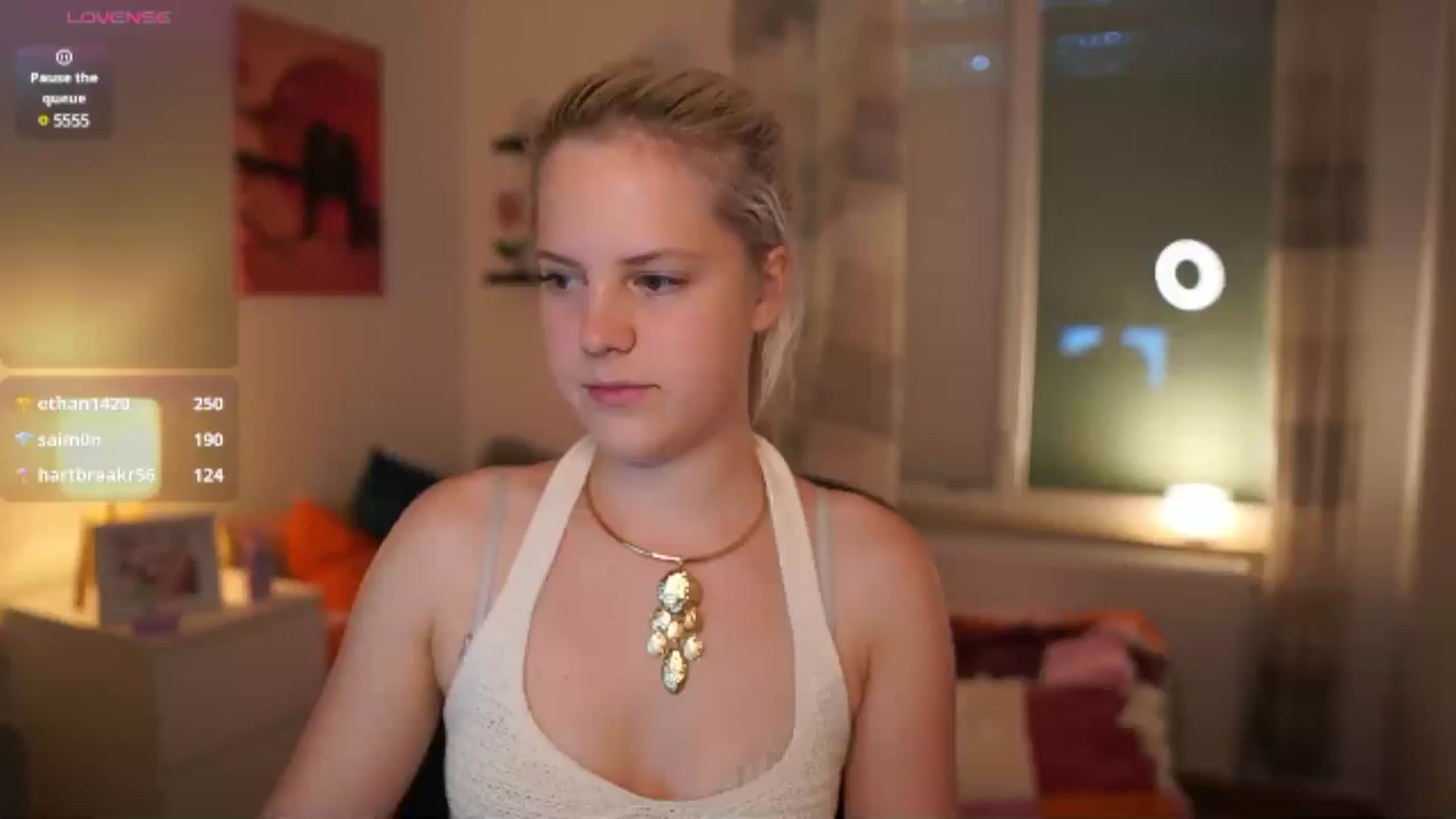 Gallery image thumbnail from Merrilyn__'s myfreecams stream on, 06/11/2025, 17:21 image 2 of 20