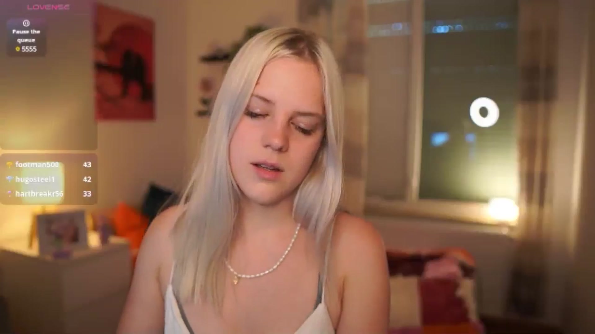 Gallery image thumbnail from Merrilyn__'s myfreecams stream on, 06/12/2025, 15:25 image 10 of 20