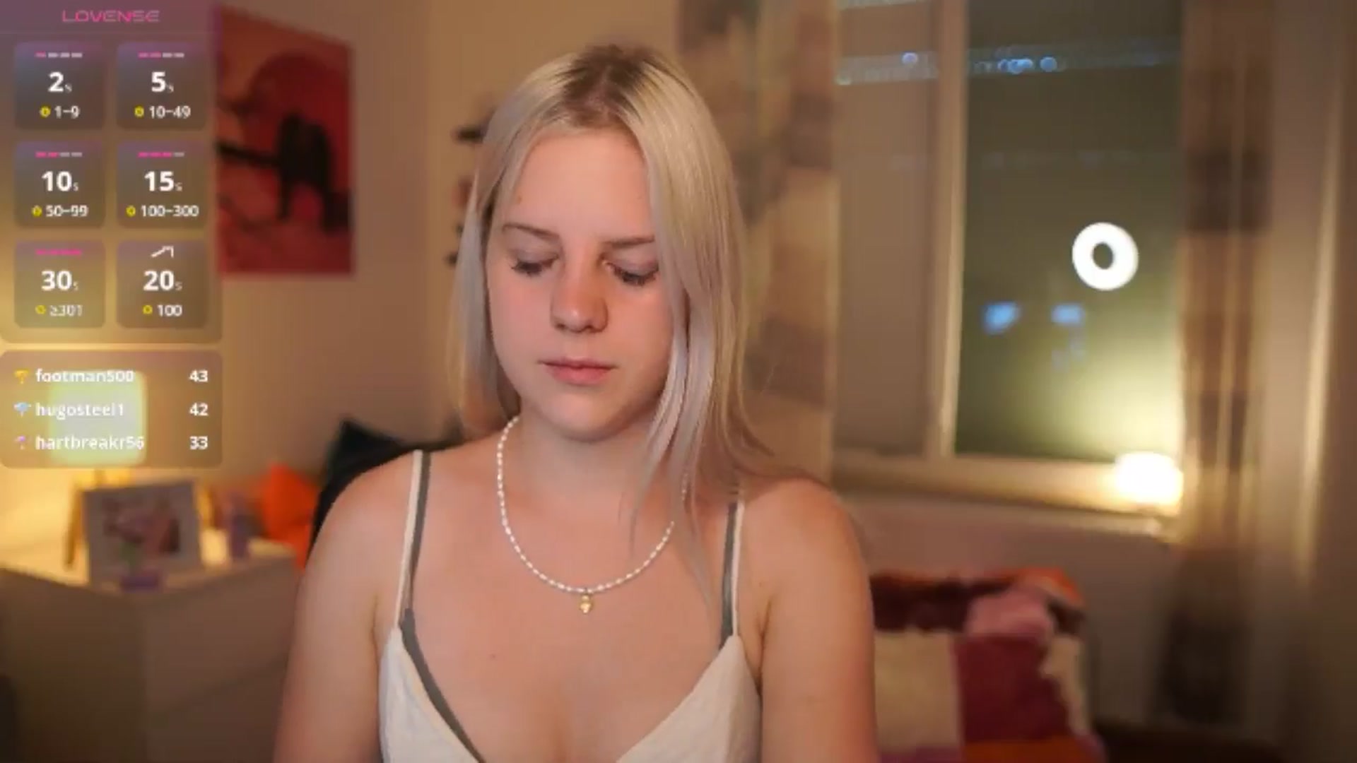 Gallery image thumbnail from Merrilyn__'s myfreecams stream on, 06/12/2025, 15:25 image 2 of 20