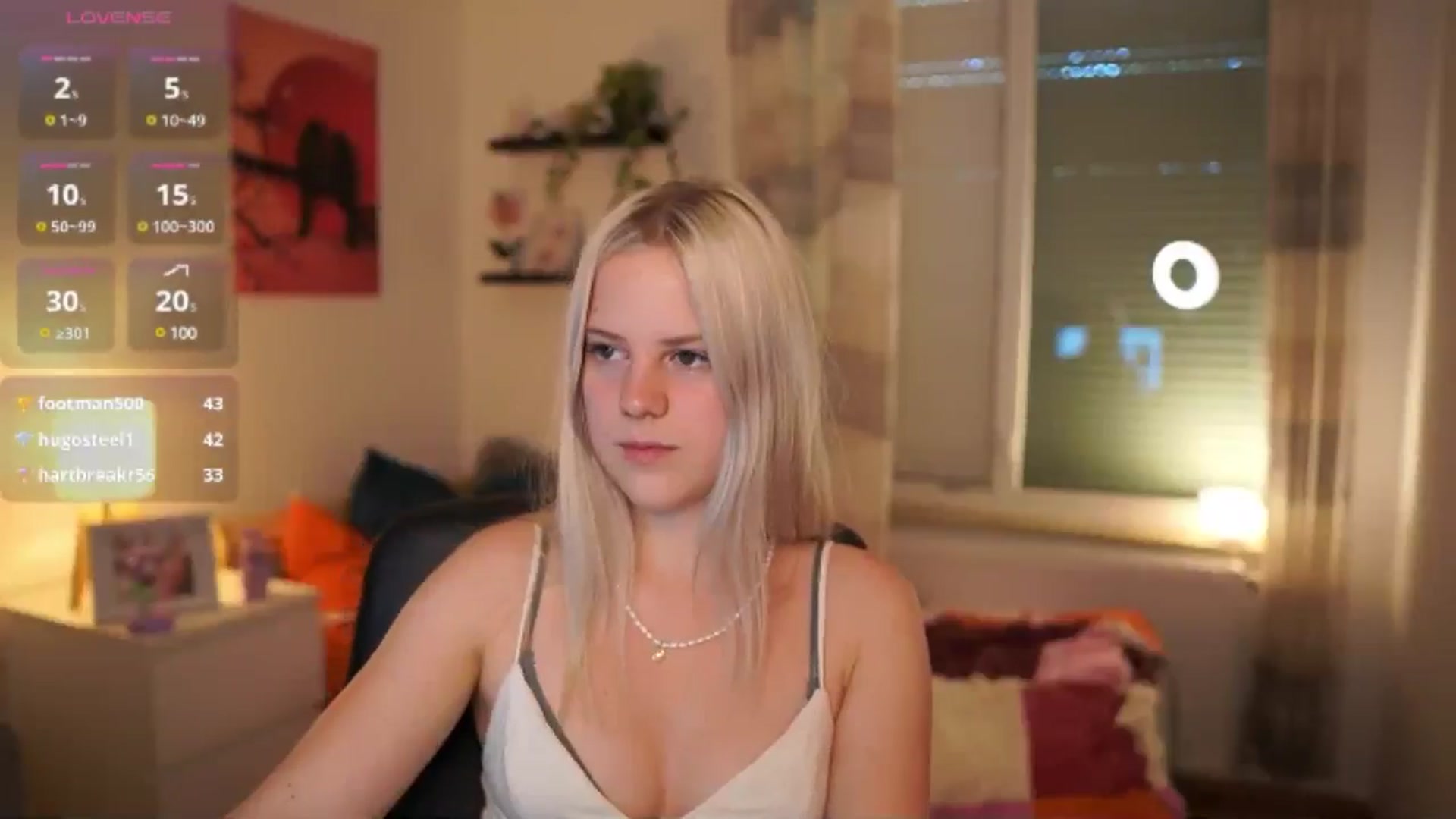Gallery image thumbnail from Merrilyn__'s myfreecams stream on, 06/12/2025, 15:25 image 9 of 20