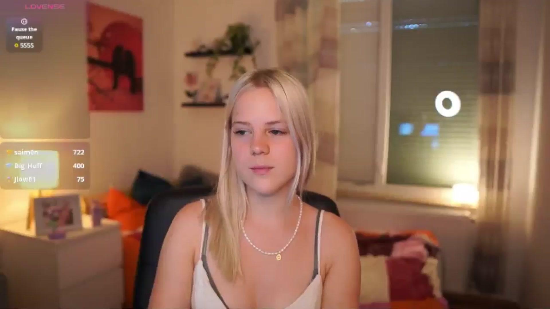 Gallery image thumbnail from Merrilyn__'s myfreecams stream on, 06/12/2025, 17:32 image 17 of 20