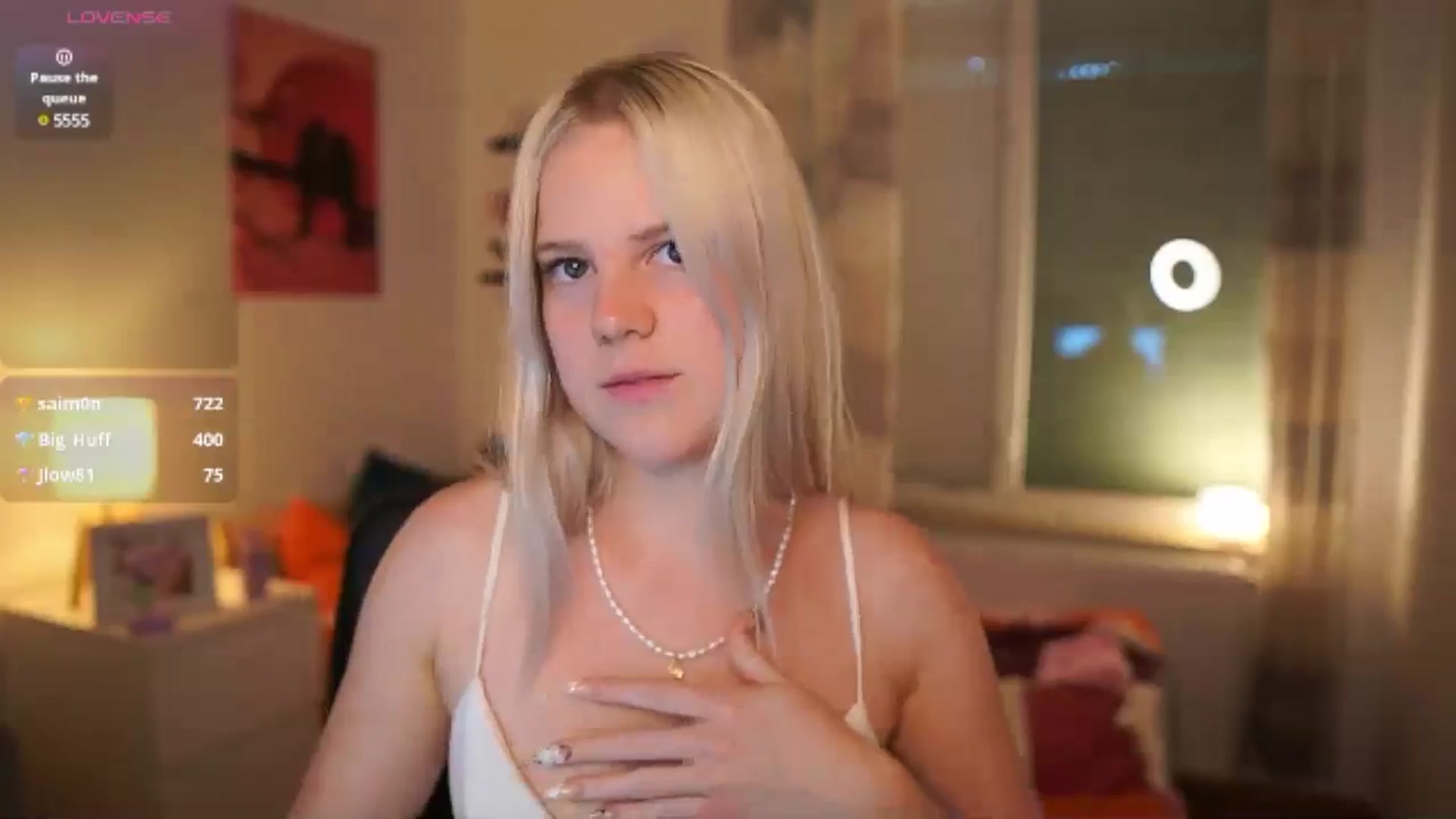 Gallery image thumbnail from Merrilyn__'s myfreecams stream on, 06/12/2025, 17:32 image 20 of 20