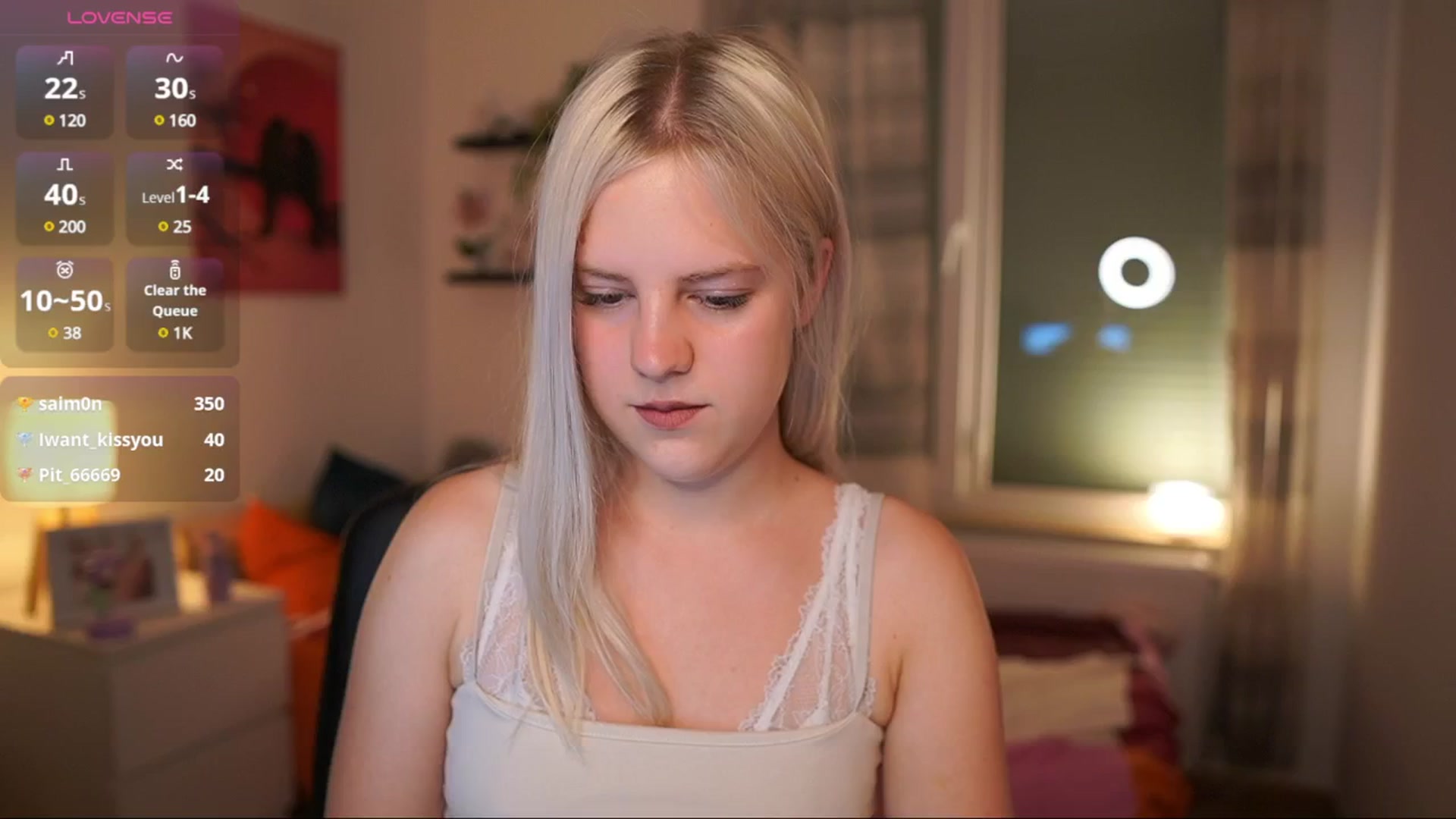 Gallery image thumbnail from Merrilyn__'s myfreecams stream on, 06/17/2025, 14:10 image 19 of 20