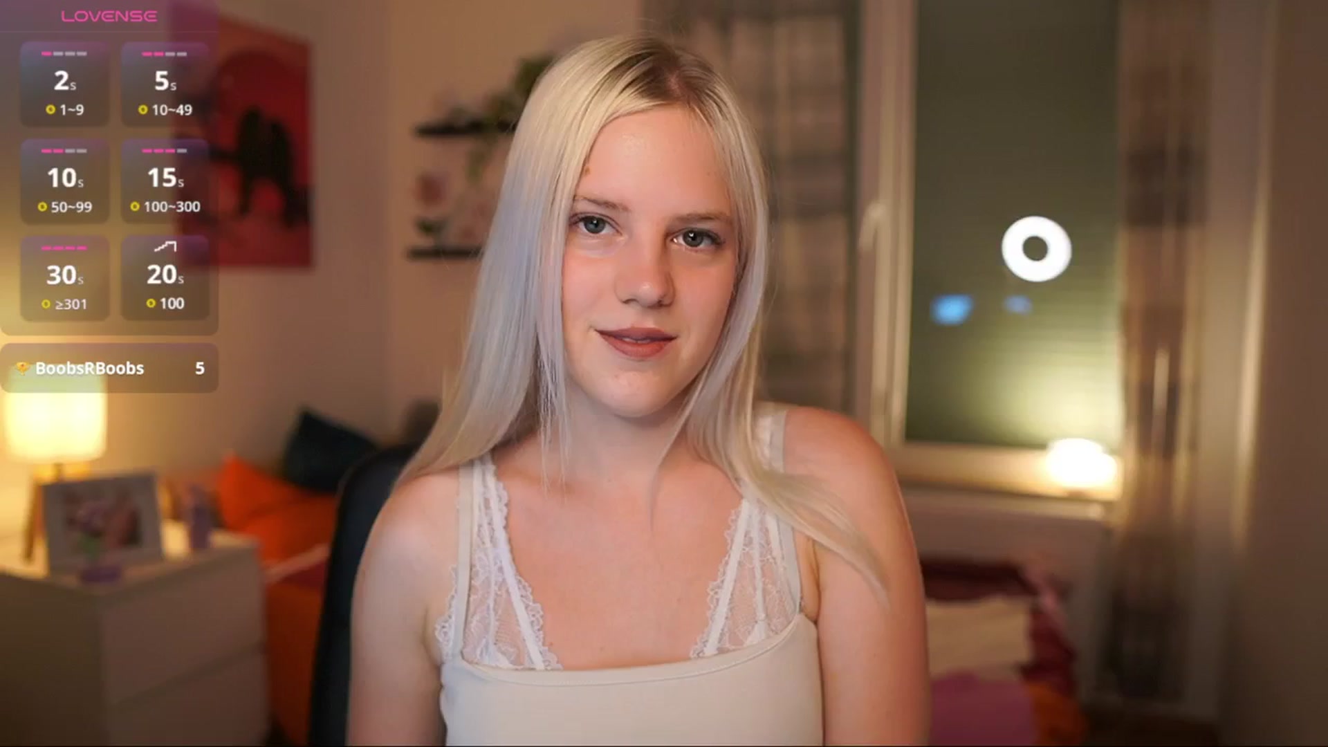 Gallery image thumbnail from Merrilyn__'s myfreecams stream on, 06/17/2025, 14:10 image 8 of 20