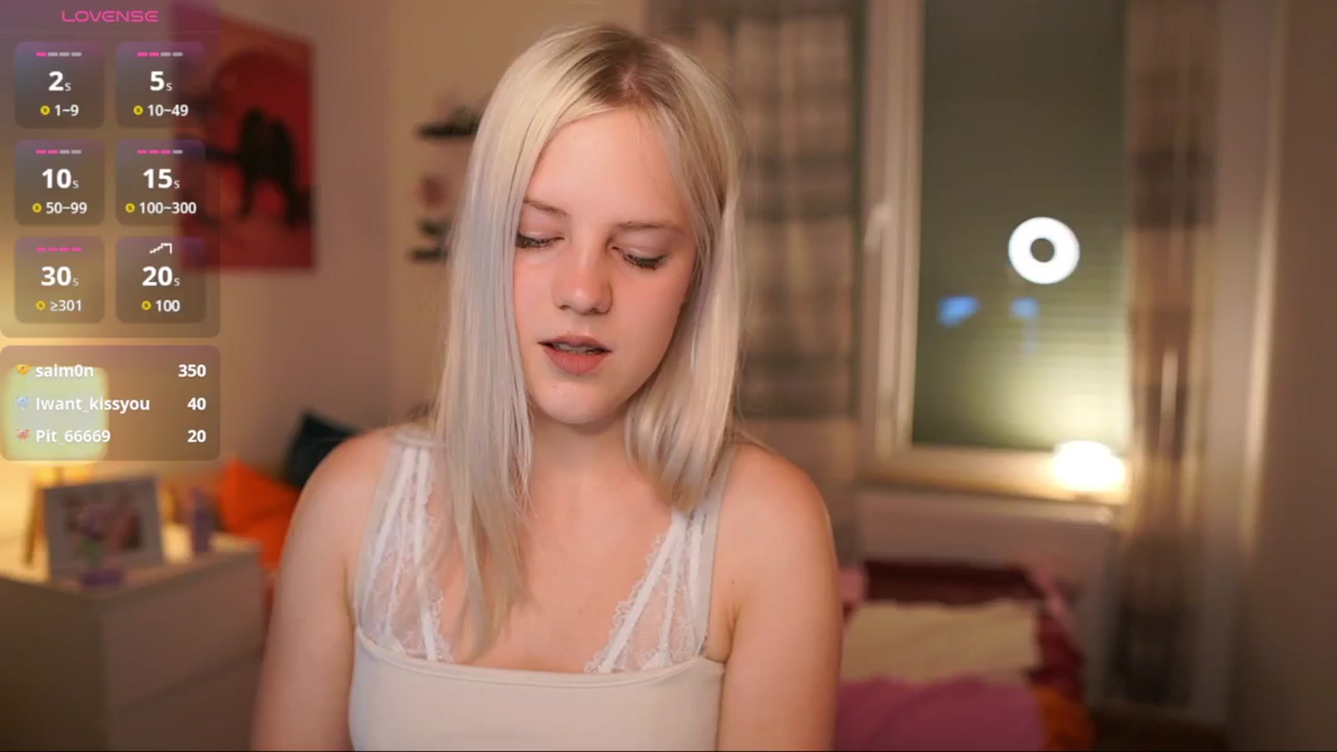 Gallery image thumbnail from Merrilyn__'s myfreecams stream on, 06/17/2025, 14:10 image 18 of 20