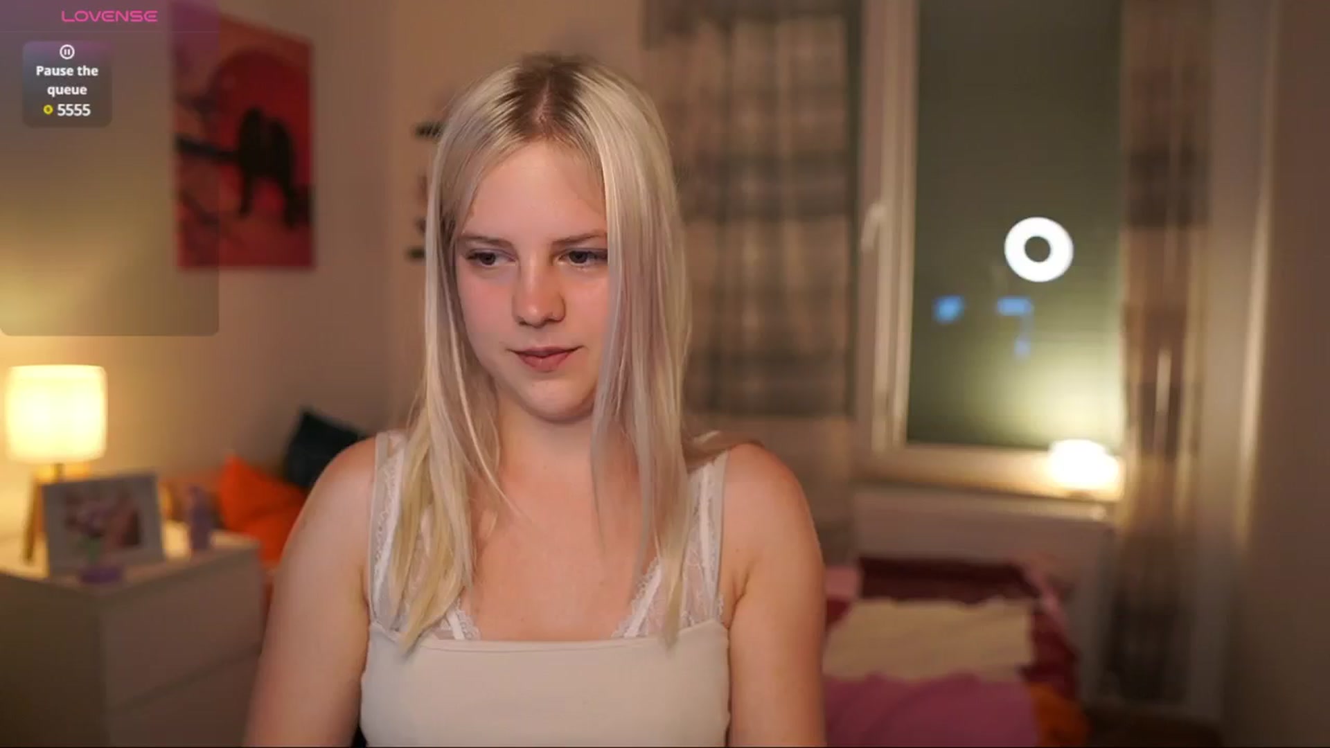 Gallery image thumbnail from Merrilyn__'s myfreecams stream on, 06/17/2025, 16:40 image 7 of 20