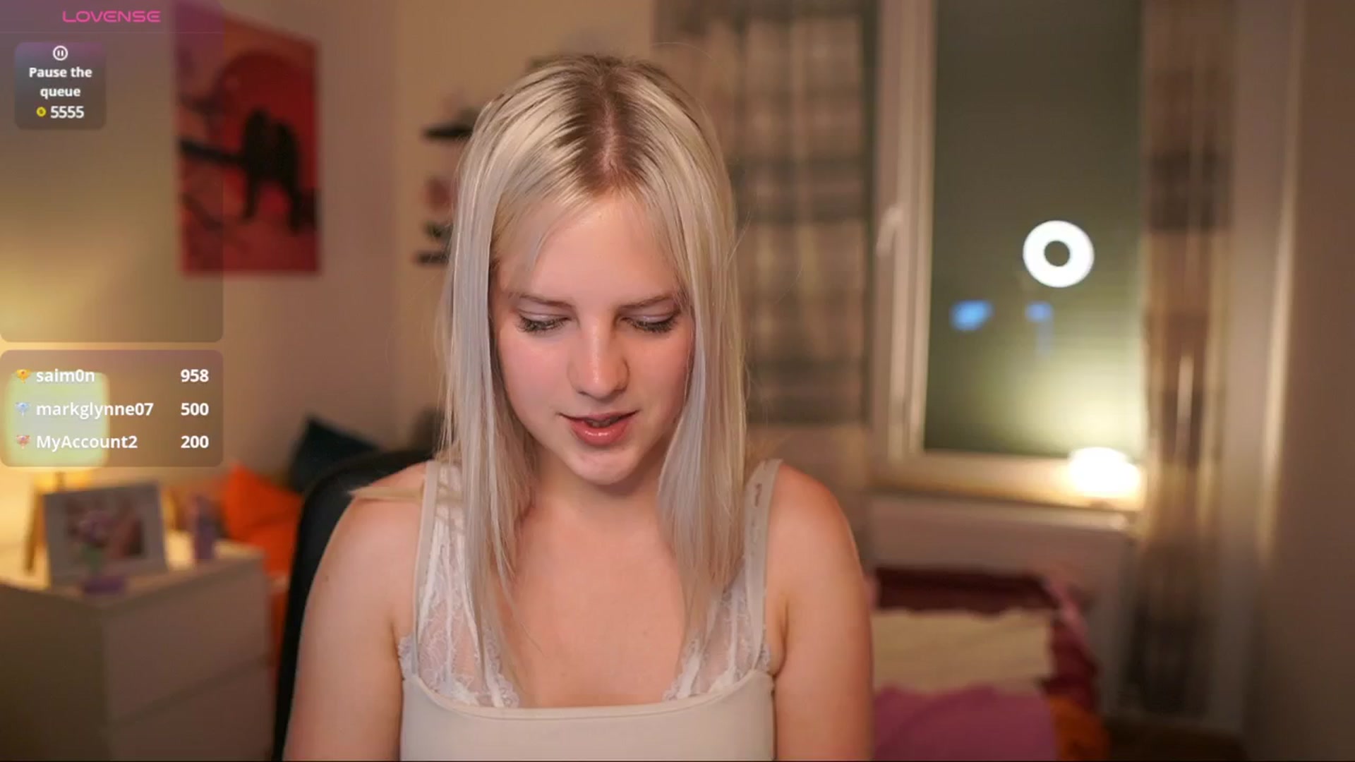 Gallery image thumbnail from Merrilyn__'s myfreecams stream on, 06/17/2025, 16:40 image 13 of 20