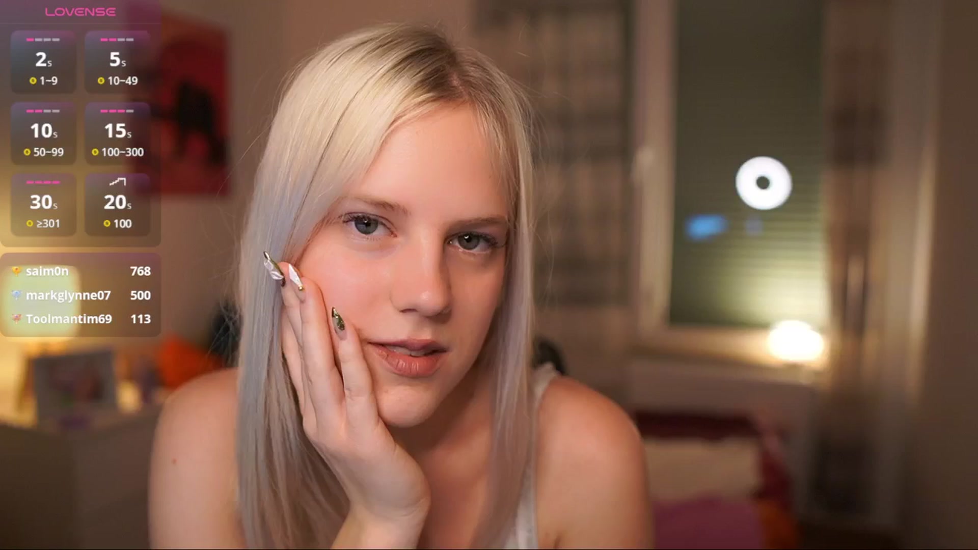 Gallery image thumbnail from Merrilyn__'s myfreecams stream on, 06/17/2025, 16:40 image 4 of 20