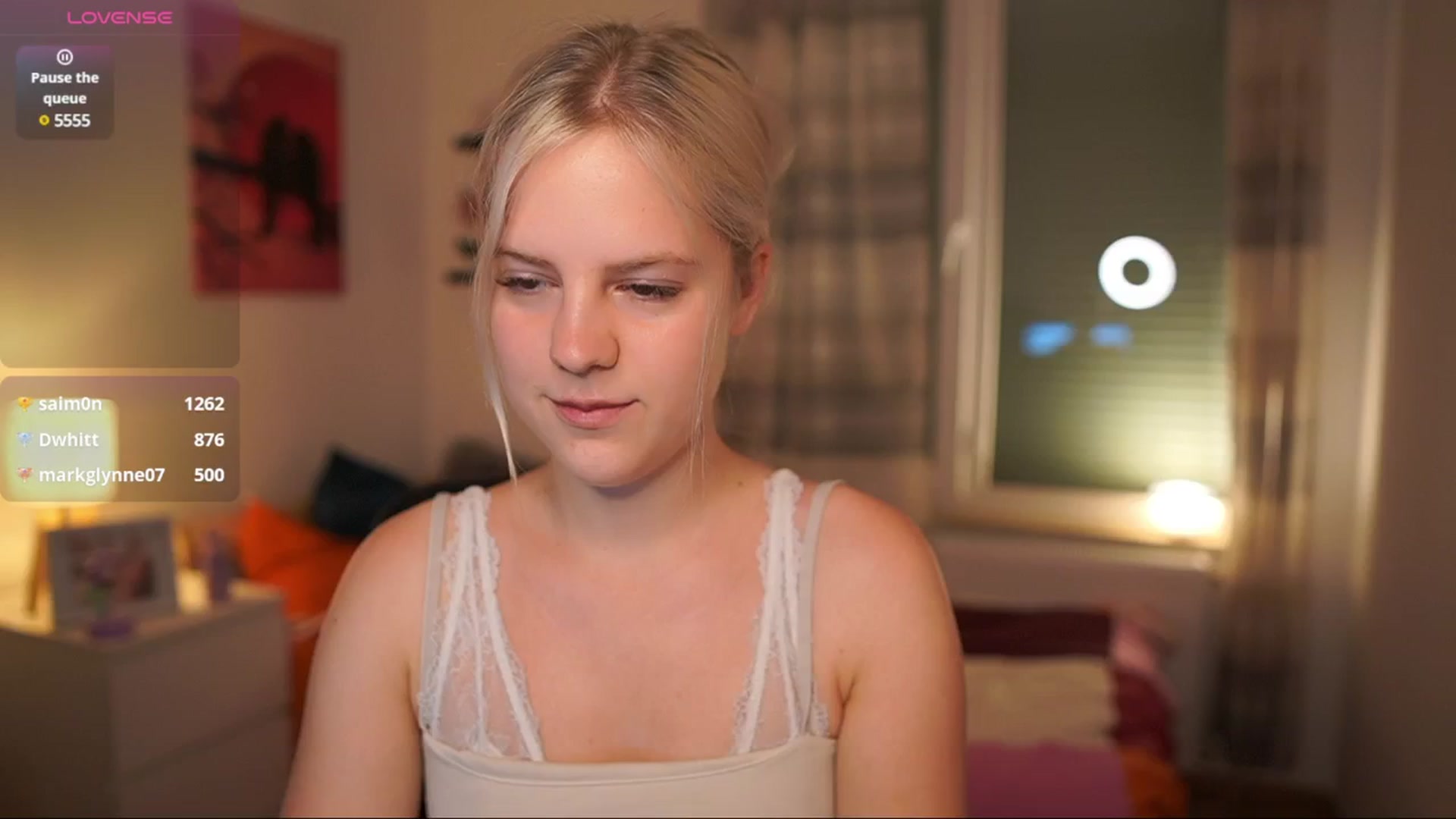 Gallery image thumbnail from Merrilyn__'s myfreecams stream on, 06/17/2025, 18:06 image 7 of 20