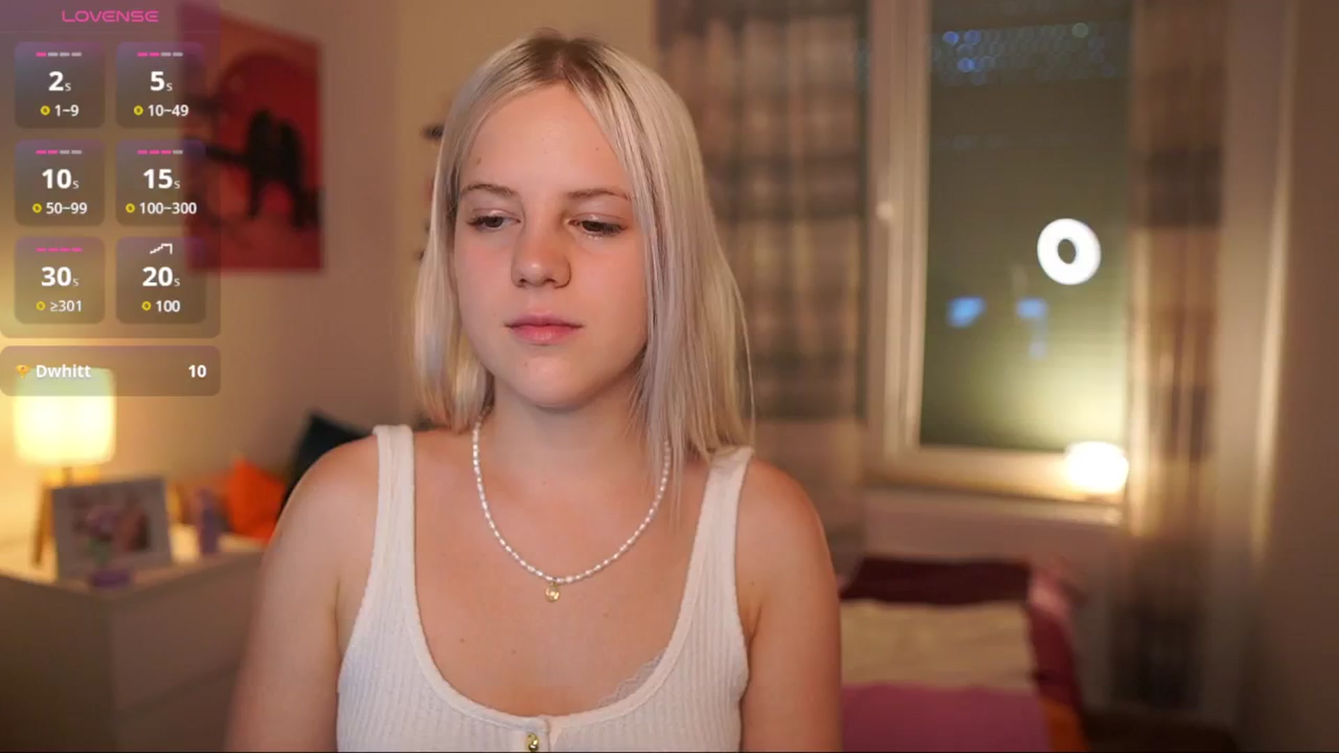 Gallery image thumbnail from Merrilyn__'s myfreecams stream on, 06/18/2025, 14:01 image 4 of 20