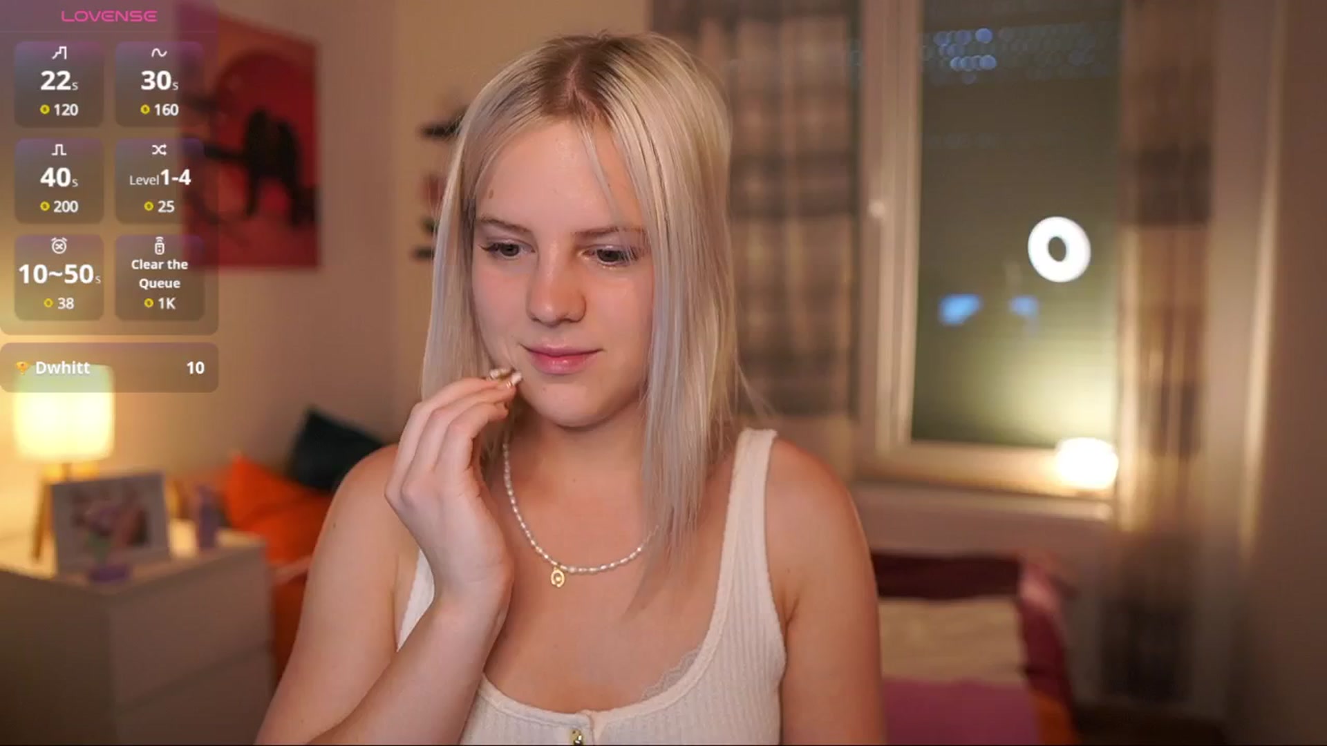 Gallery image thumbnail from Merrilyn__'s myfreecams stream on, 06/18/2025, 14:01 image 11 of 20