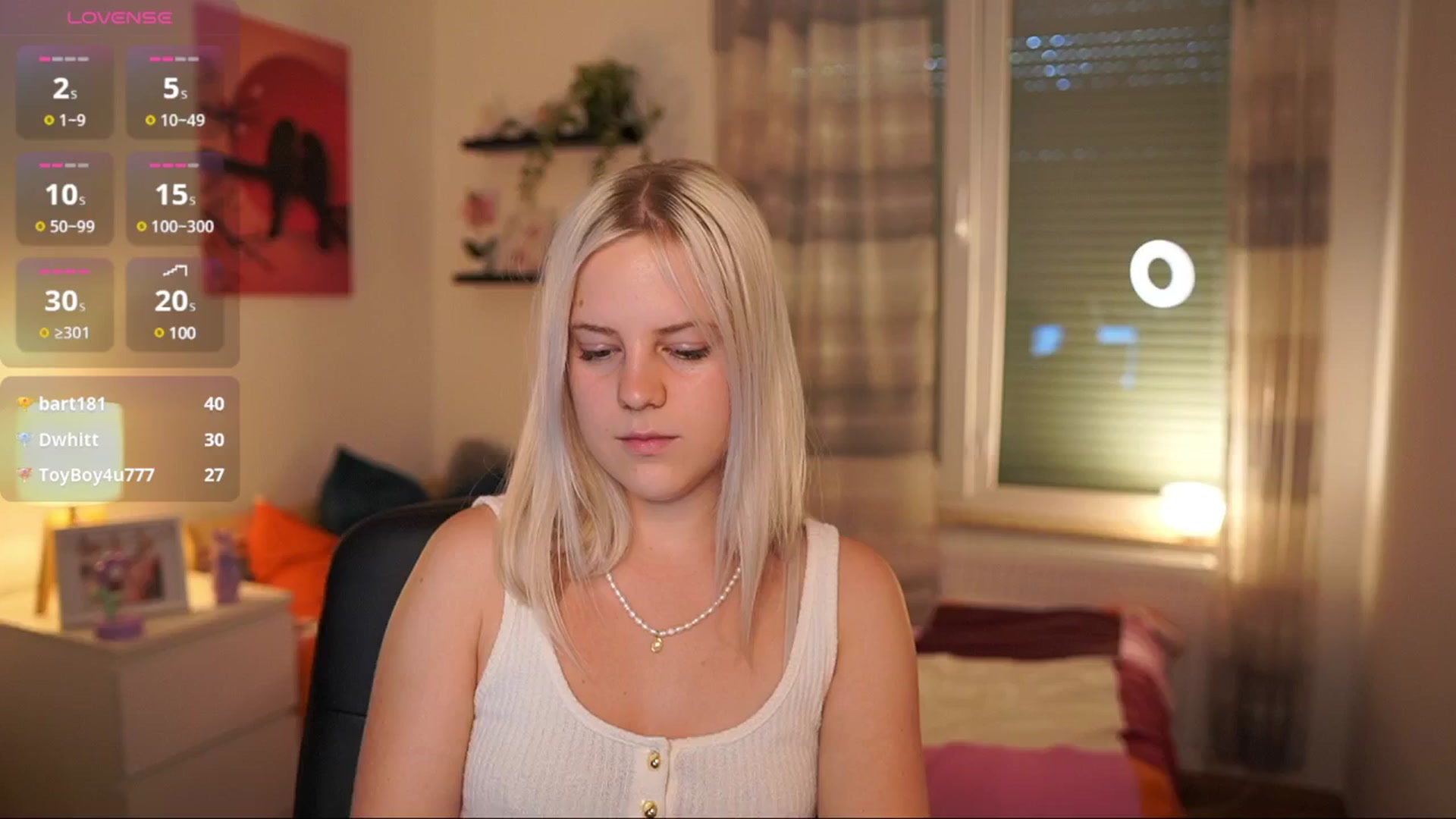 Gallery image thumbnail from Merrilyn__'s myfreecams stream on, 06/18/2025, 15:05 image 3 of 20