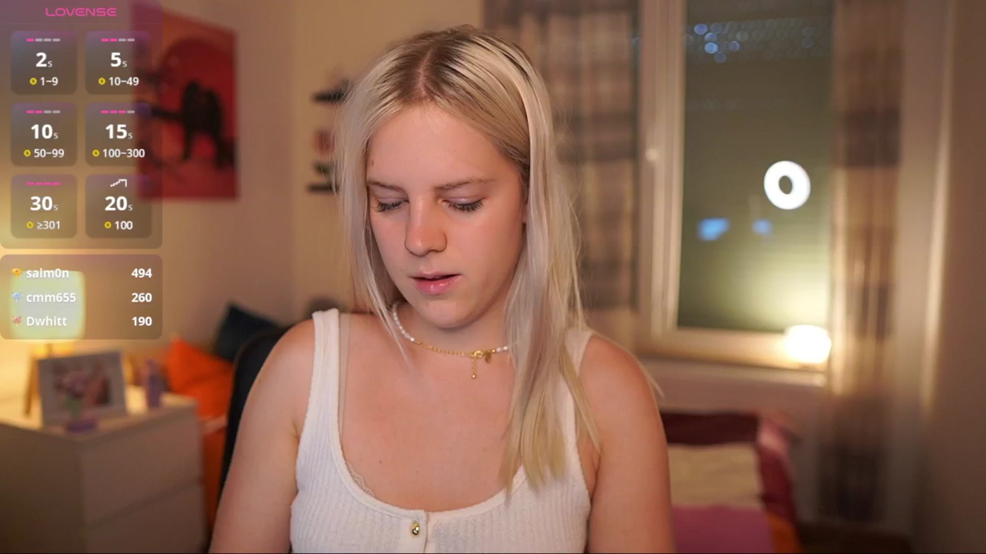 Gallery image thumbnail from Merrilyn__'s myfreecams stream on, 06/18/2025, 15:51 image 12 of 20