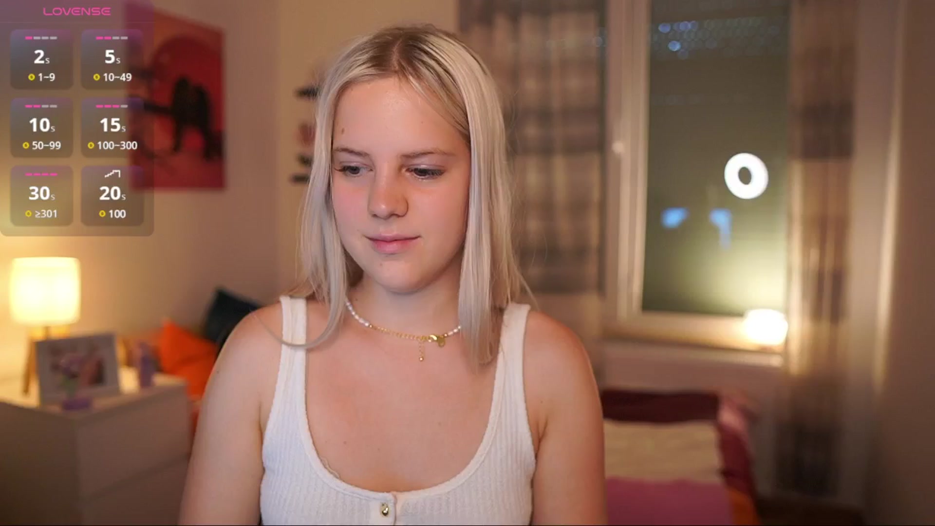 Gallery image thumbnail from Merrilyn__'s myfreecams stream on, 06/18/2025, 15:51 image 18 of 20