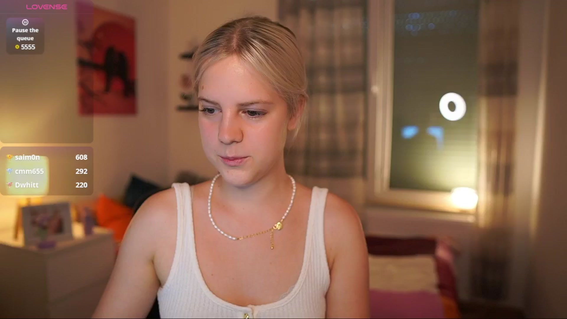 Gallery image thumbnail from Merrilyn__'s myfreecams stream on, 06/18/2025, 16:22 image 12 of 20