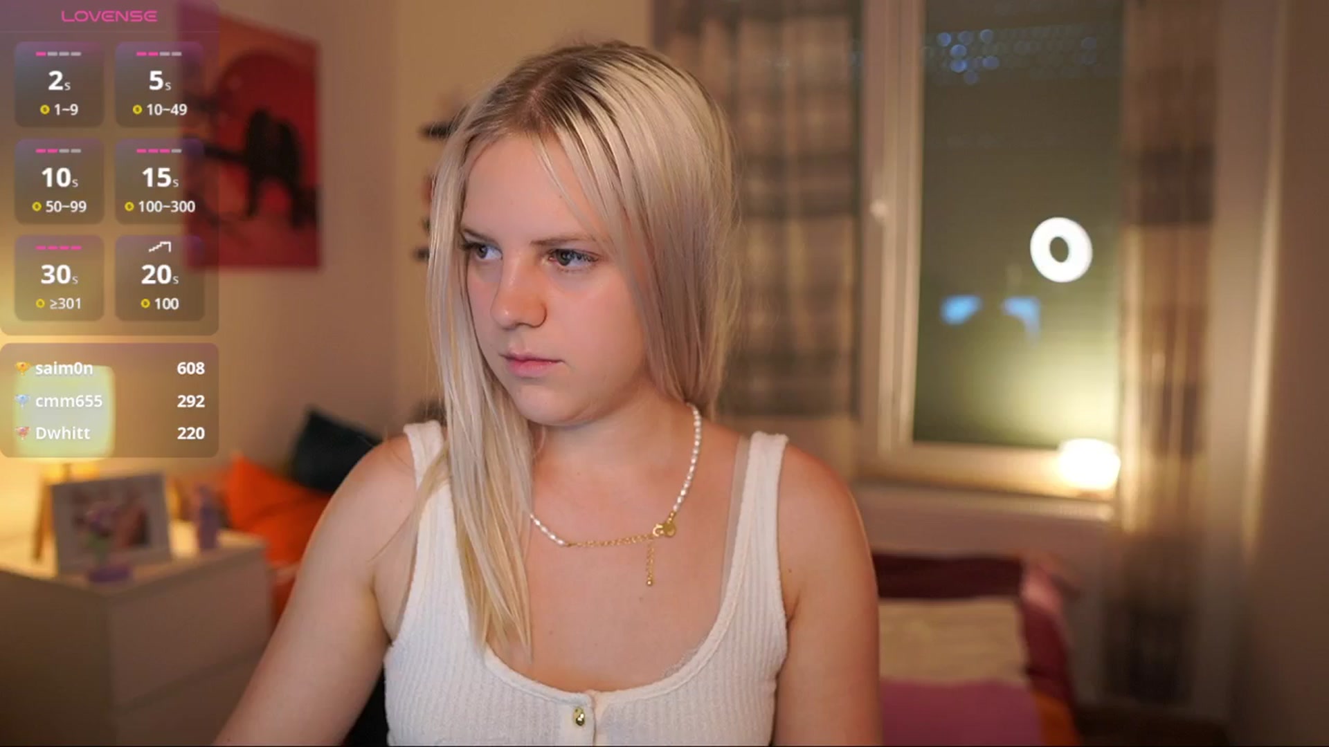 Gallery image thumbnail from Merrilyn__'s myfreecams stream on, 06/18/2025, 16:22 image 6 of 20