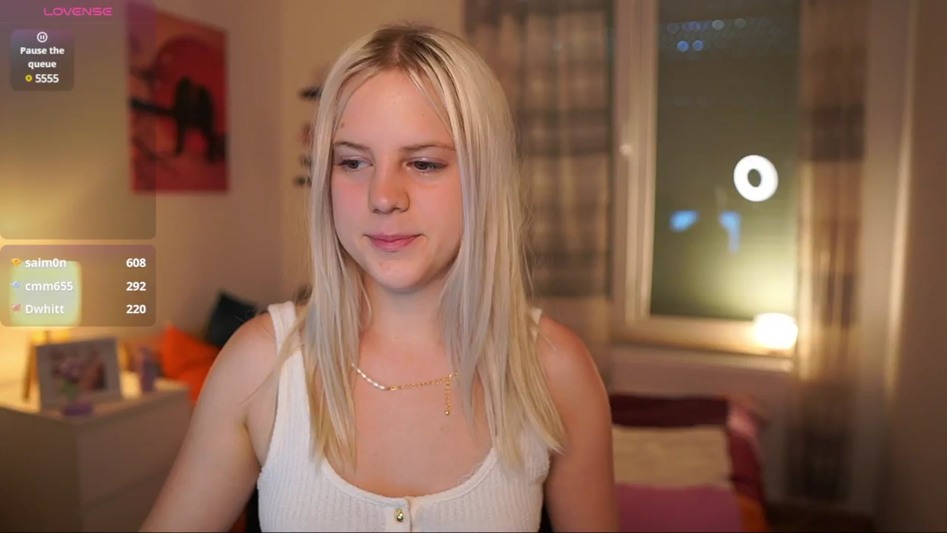 Gallery image thumbnail from Merrilyn__'s myfreecams stream on, 06/18/2025, 16:22 image 5 of 20