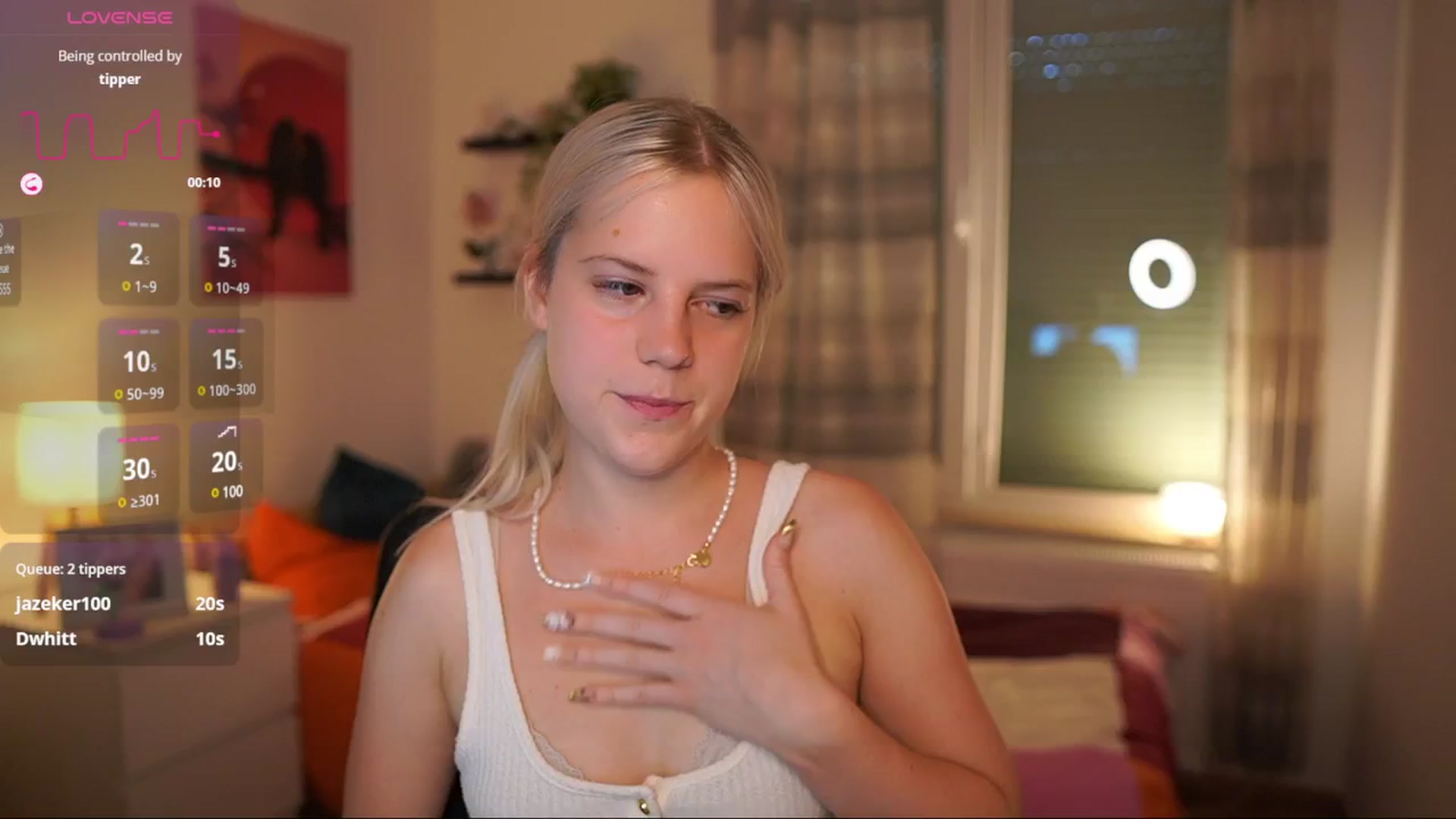 Gallery image thumbnail from Merrilyn__'s myfreecams stream on, 06/18/2025, 16:22 image 17 of 20