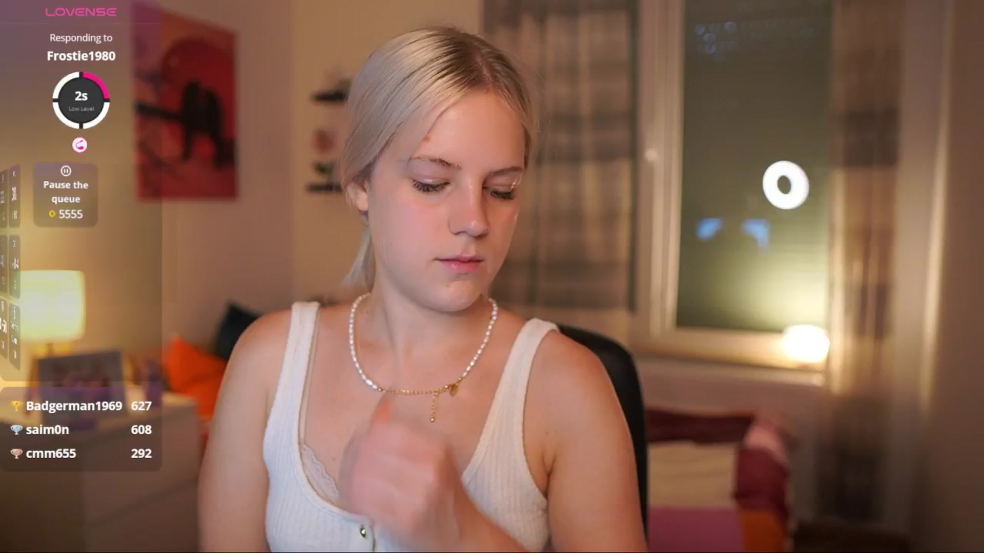 Gallery image thumbnail from Merrilyn__'s myfreecams stream on, 06/18/2025, 17:50 image 17 of 20