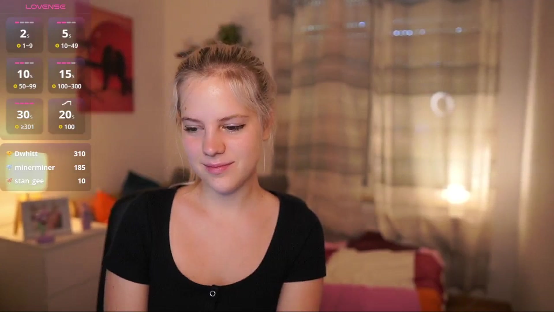 Gallery image thumbnail from Merrilyn__'s myfreecams stream on, 06/19/2025, 14:08 image 4 of 20