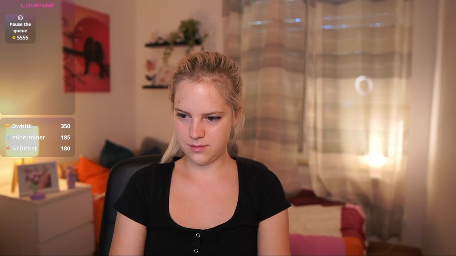 Gallery image thumbnail from Merrilyn__'s myfreecams stream on, 06/19/2025, 15:02 image 10 of 20