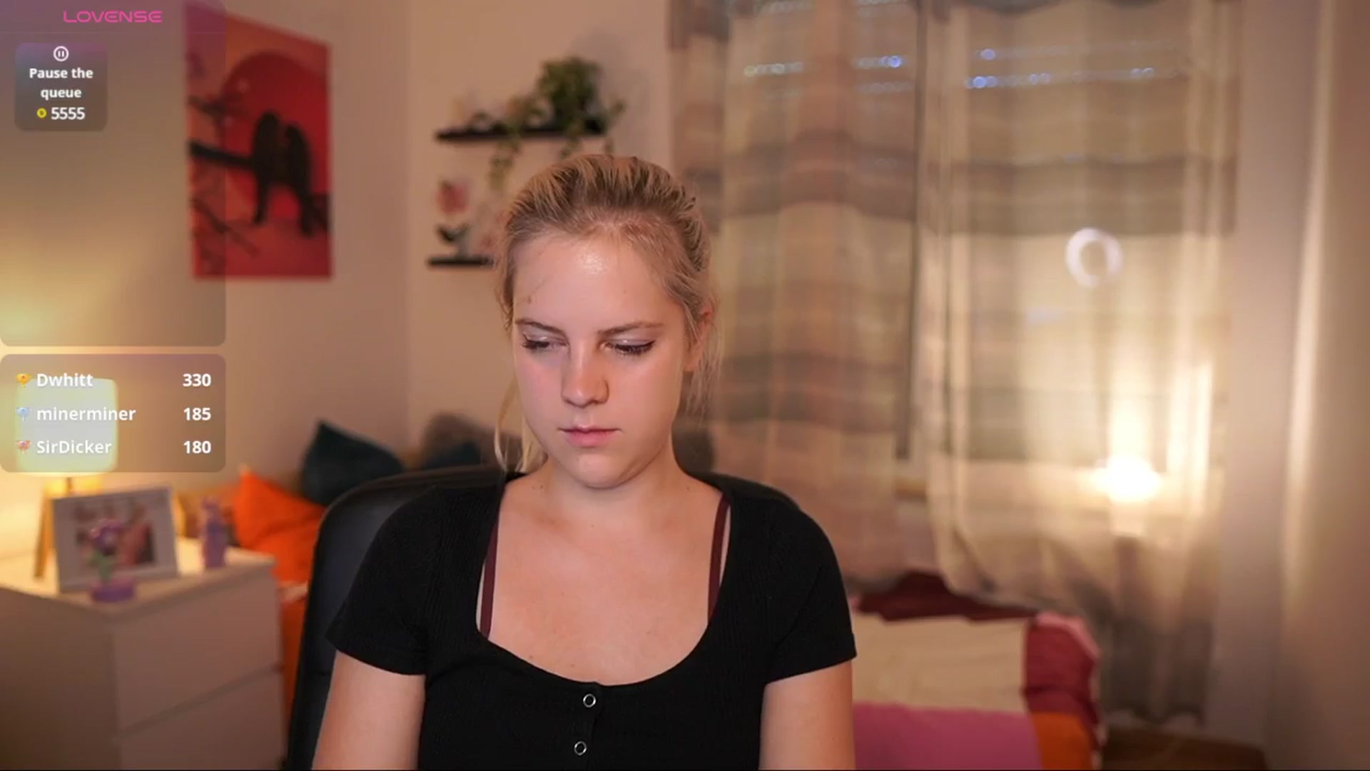 Gallery image thumbnail from Merrilyn__'s myfreecams stream on, 06/19/2025, 15:02 image 3 of 20