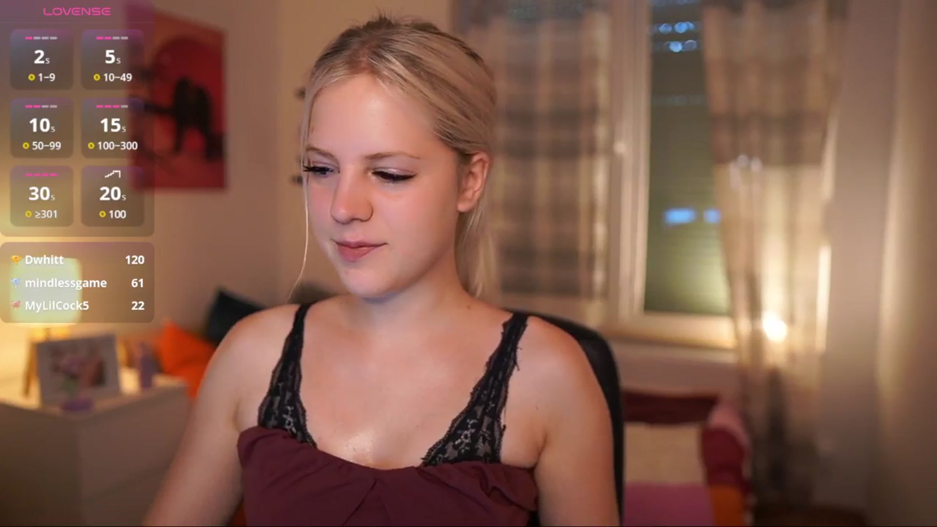 Gallery image thumbnail from Merrilyn__'s myfreecams stream on, 06/23/2025, 15:15 image 4 of 20