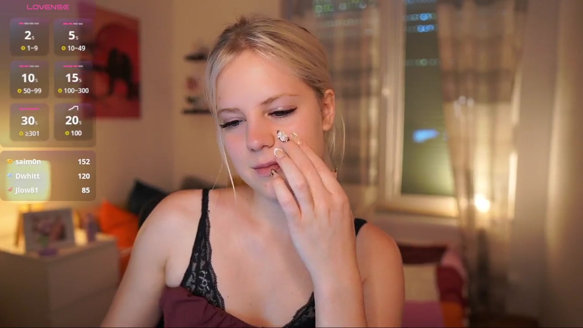 Gallery image thumbnail from Merrilyn__'s myfreecams stream on, 06/23/2025, 15:15 image 19 of 20