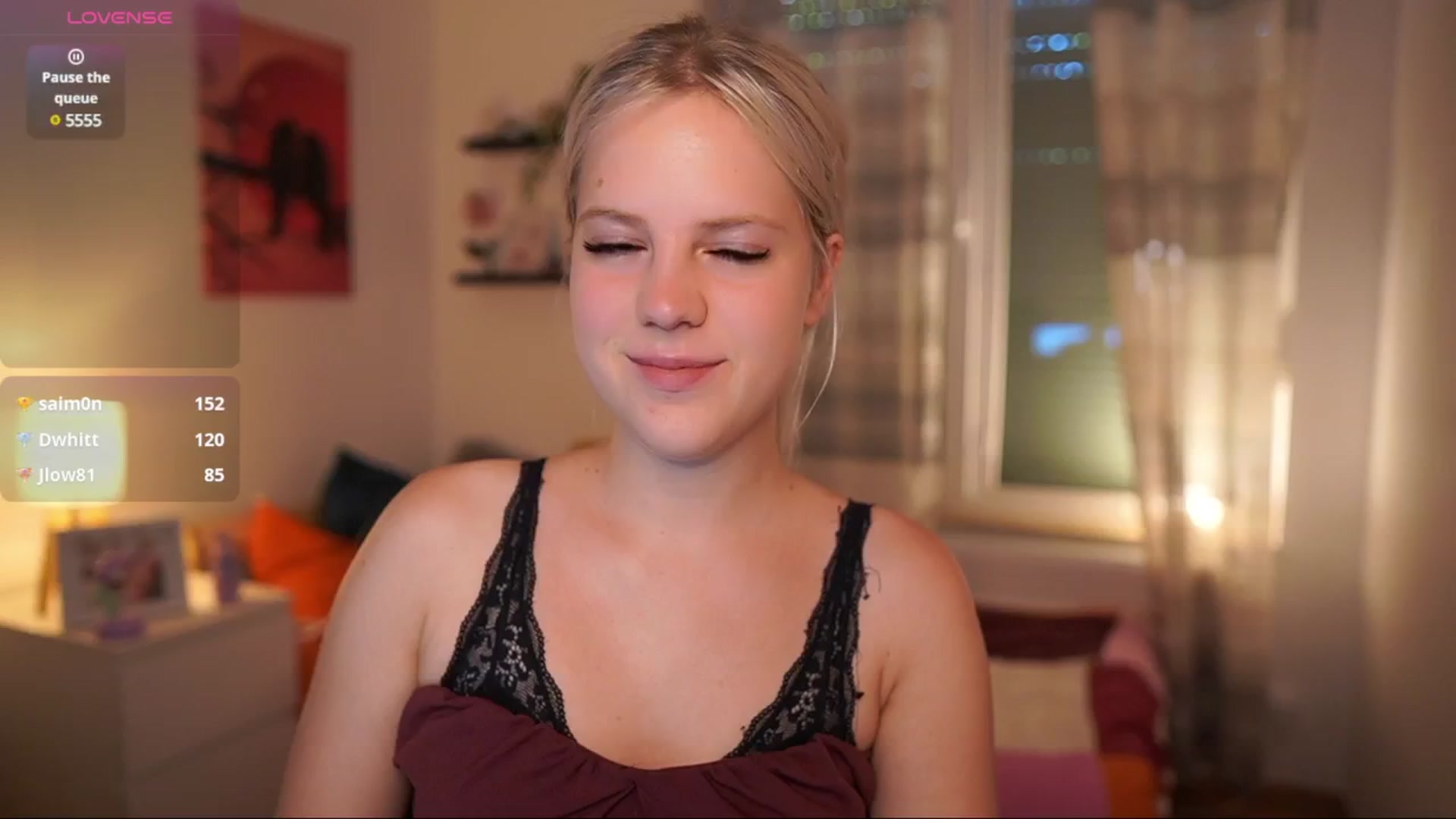 Gallery image thumbnail from Merrilyn__'s myfreecams stream on, 06/23/2025, 16:54 image 1 of 20